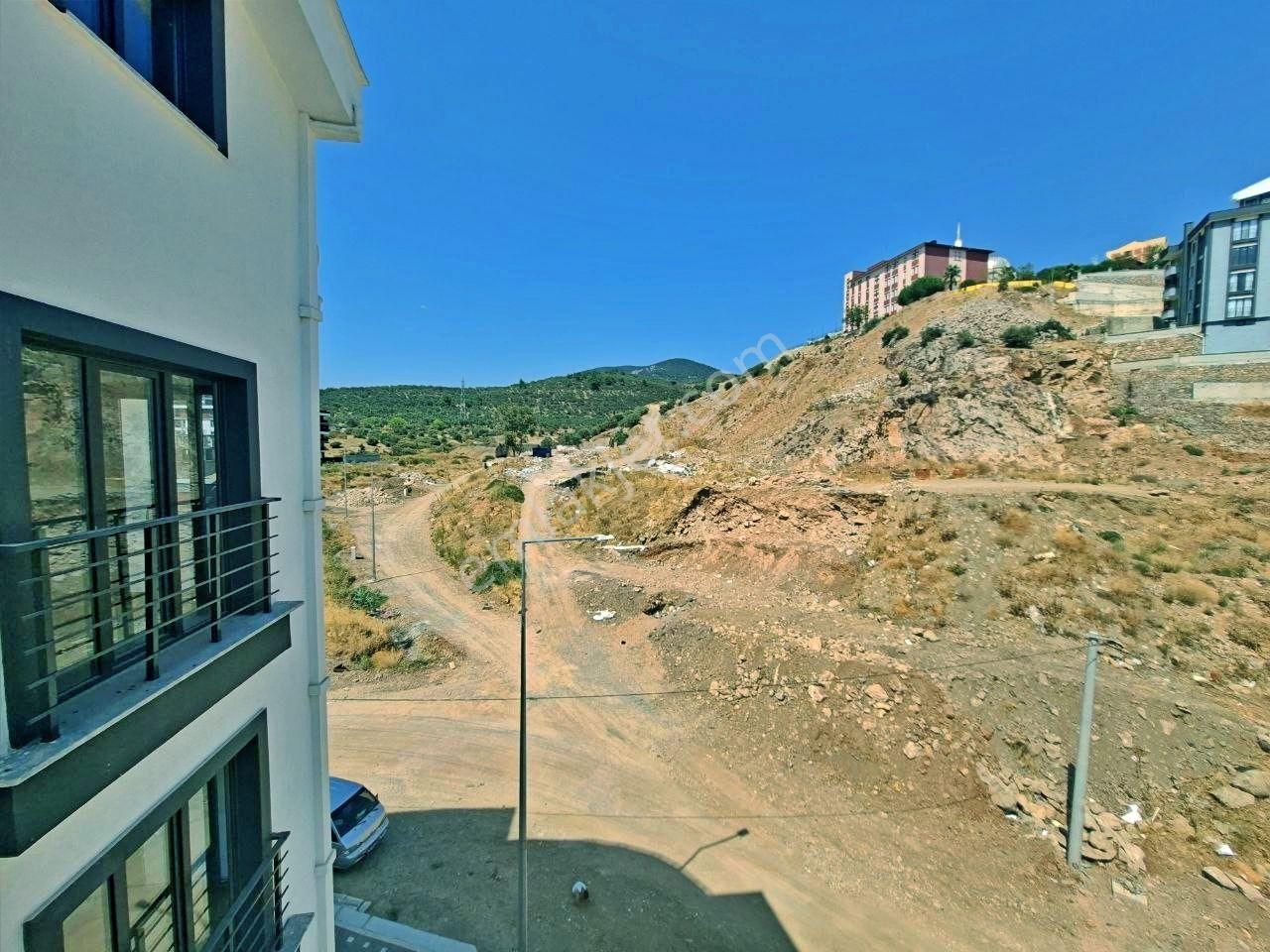 Uytundan Edremit Atatürk Mahallesinde Satılık Daire 2+1 - Görsel 13