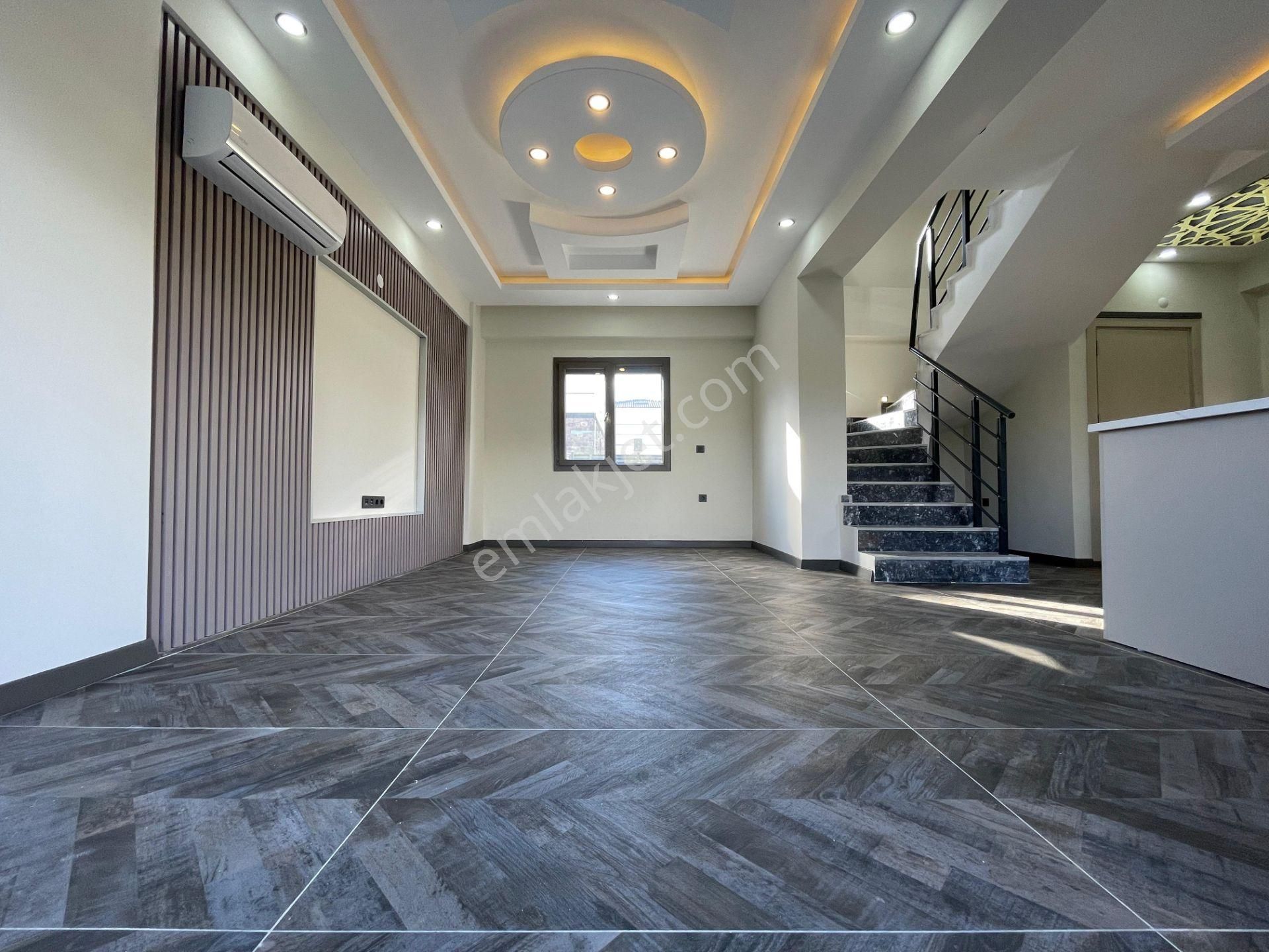 Berkay Demirel'den Kadıköyde Özel Havuzlu Ultra Lüks 3+1 Villa - Görsel 12