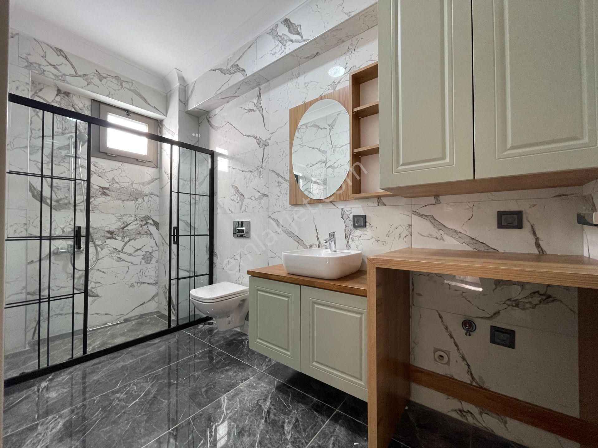 Berkay Demirel'den Kadıköyde Özel Havuzlu Ultra Lüks 3+1 Villa - Görsel 17