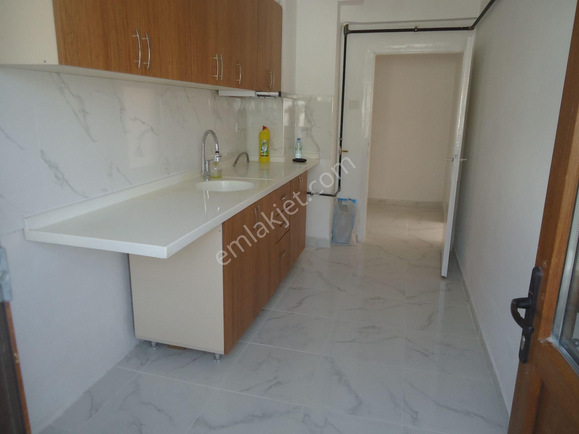 Aydınlıkevlerde 3+1 İçi Yapılı Kiralık Daire Gizem Emlaktan - Görsel 29