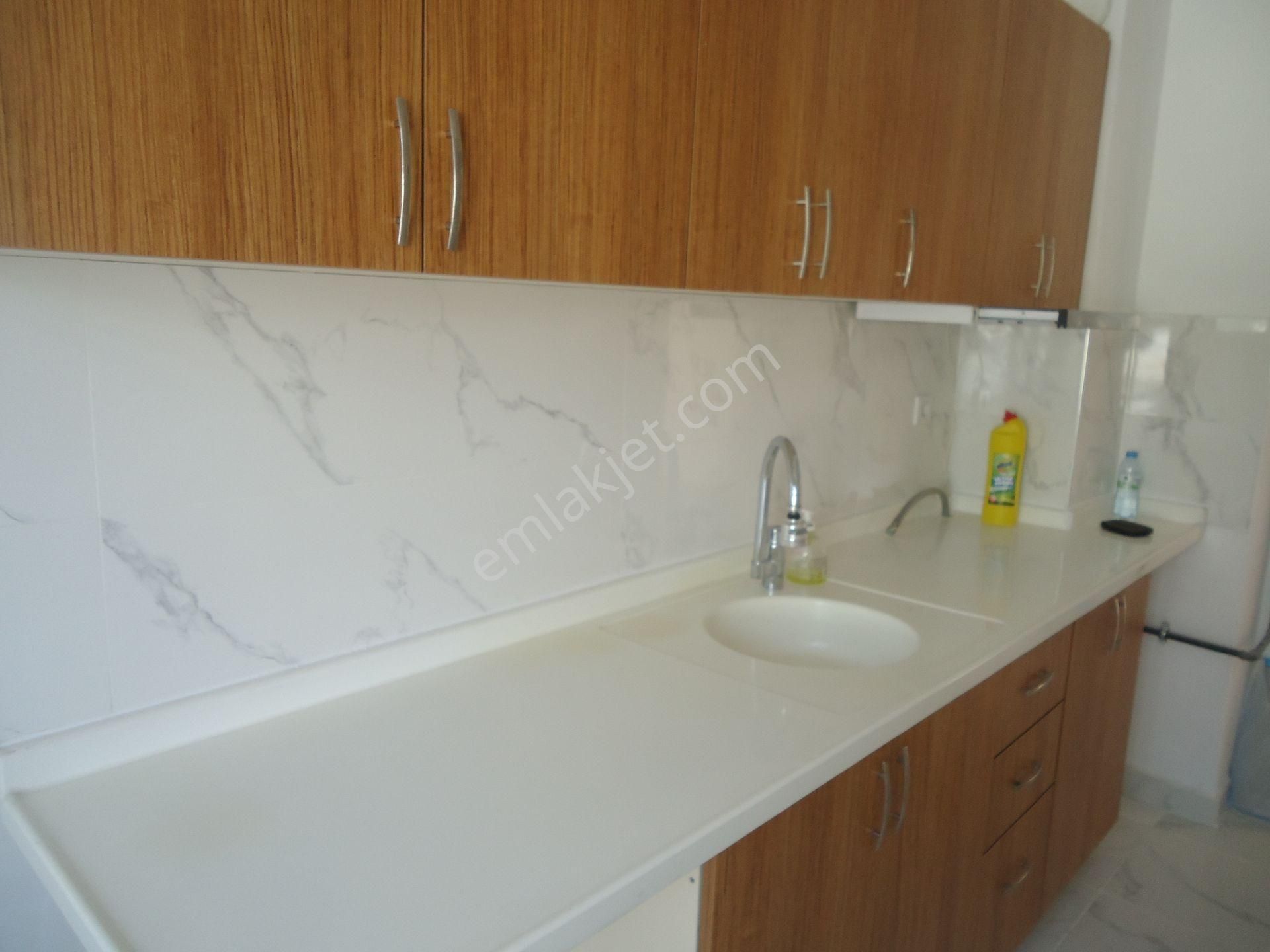 Aydınlıkevlerde 3+1 İçi Yapılı Kiralık Daire Gizem Emlaktan - Görsel 31