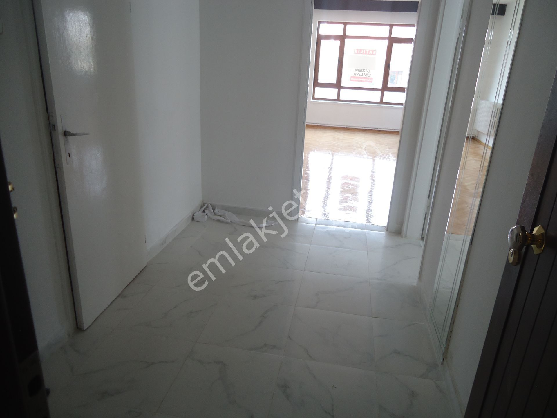 Aydınlıkevlerde 3+1 İçi Yapılı Kiralık Daire Gizem Emlaktan - Görsel 17