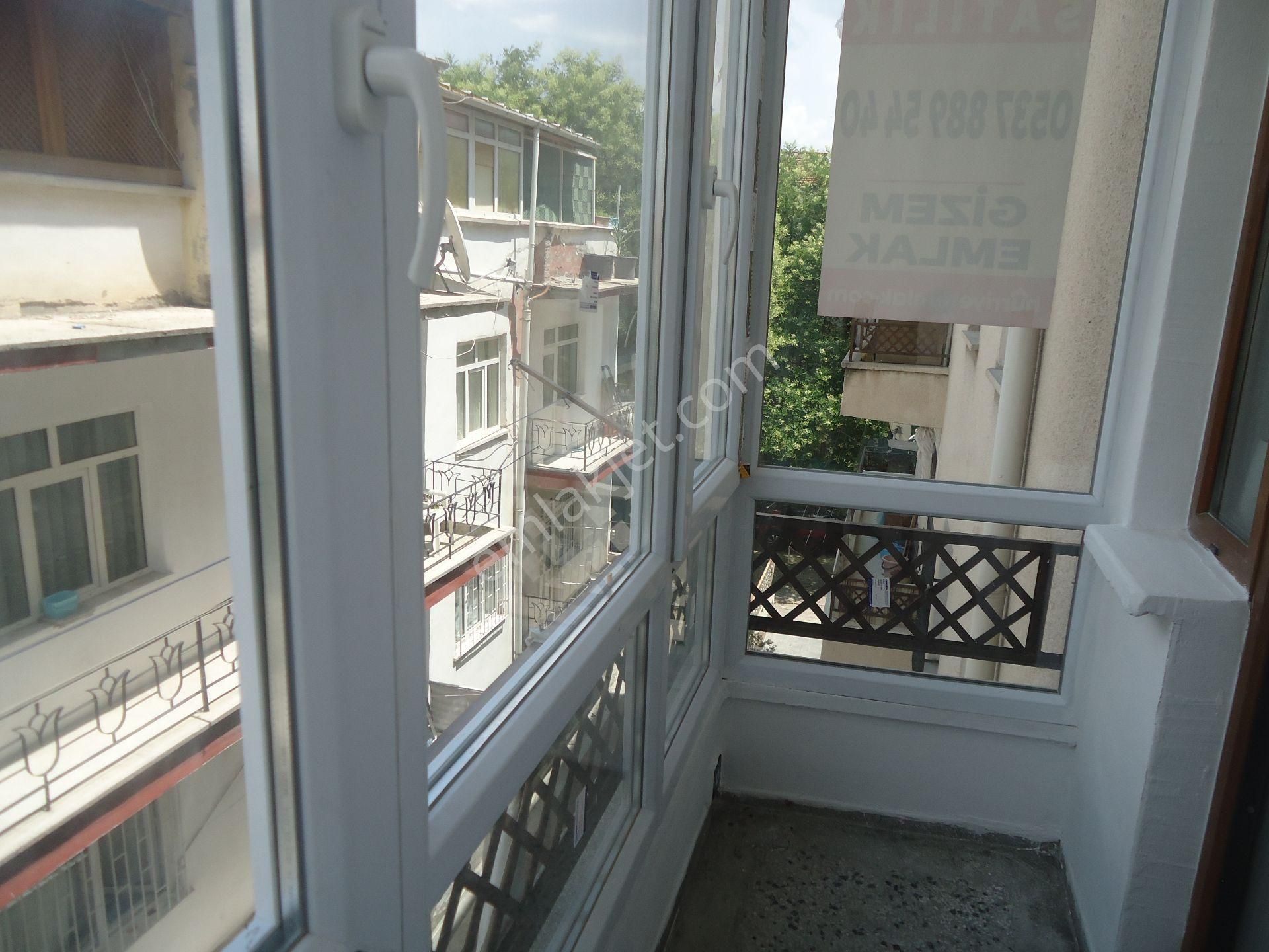 Aydınlıkevlerde 3+1 İçi Yapılı Kiralık Daire Gizem Emlaktan - Görsel 23