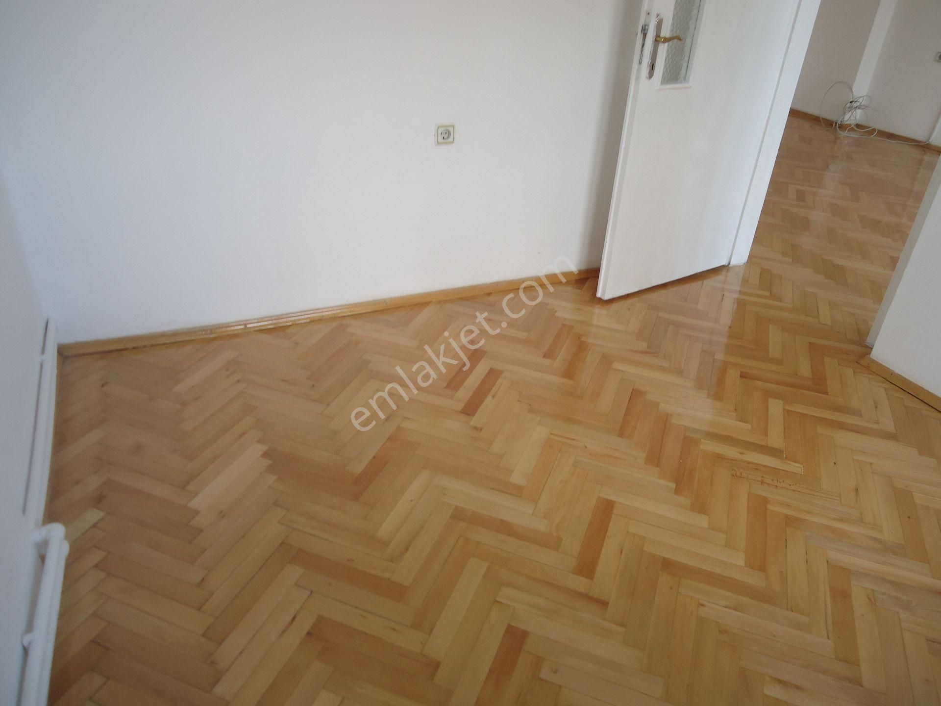 Aydınlıkevlerde 3+1 İçi Yapılı Kiralık Daire Gizem Emlaktan - Görsel 6
