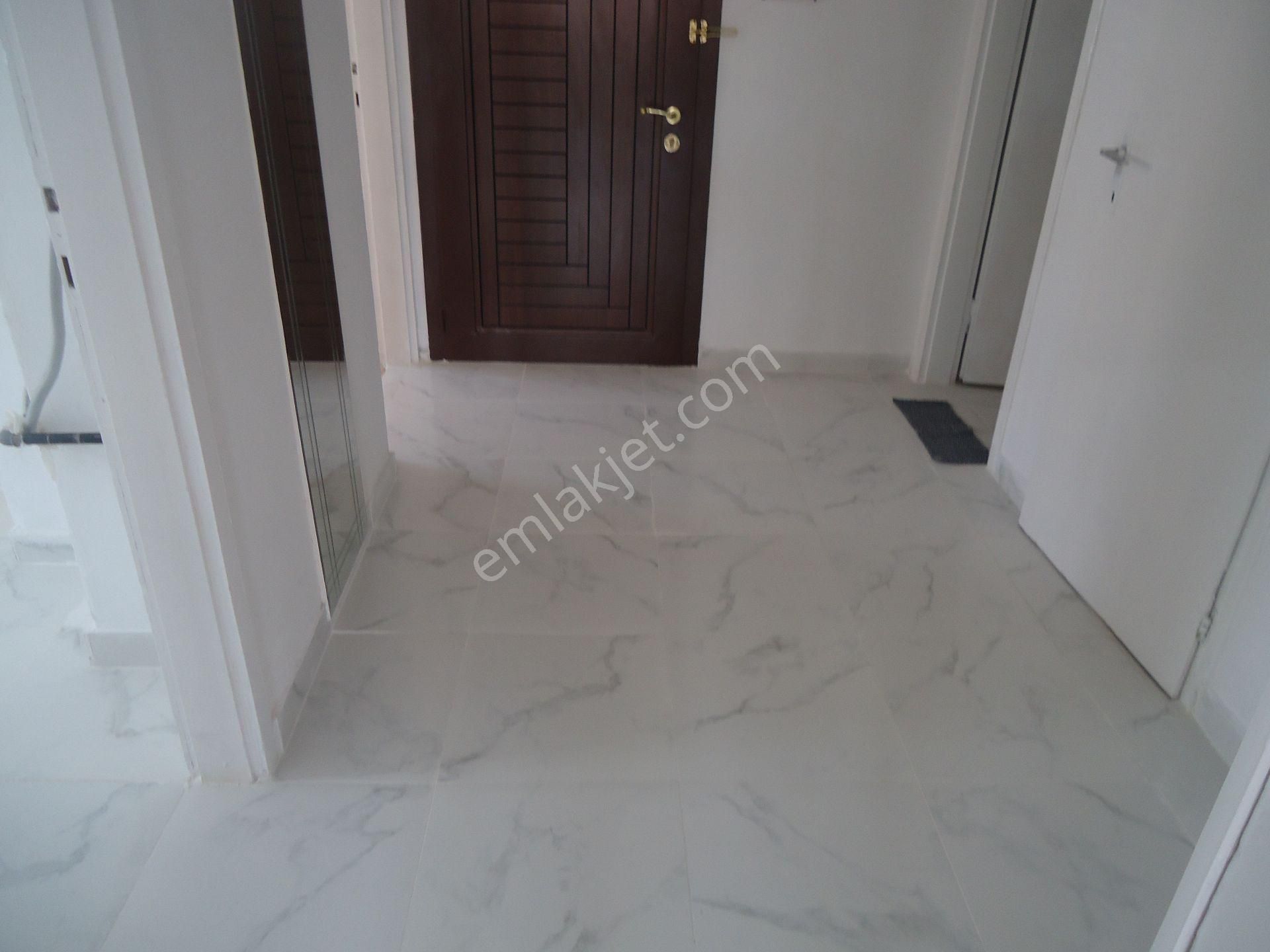 Aydınlıkevlerde 3+1 İçi Yapılı Kiralık Daire Gizem Emlaktan - Görsel 11