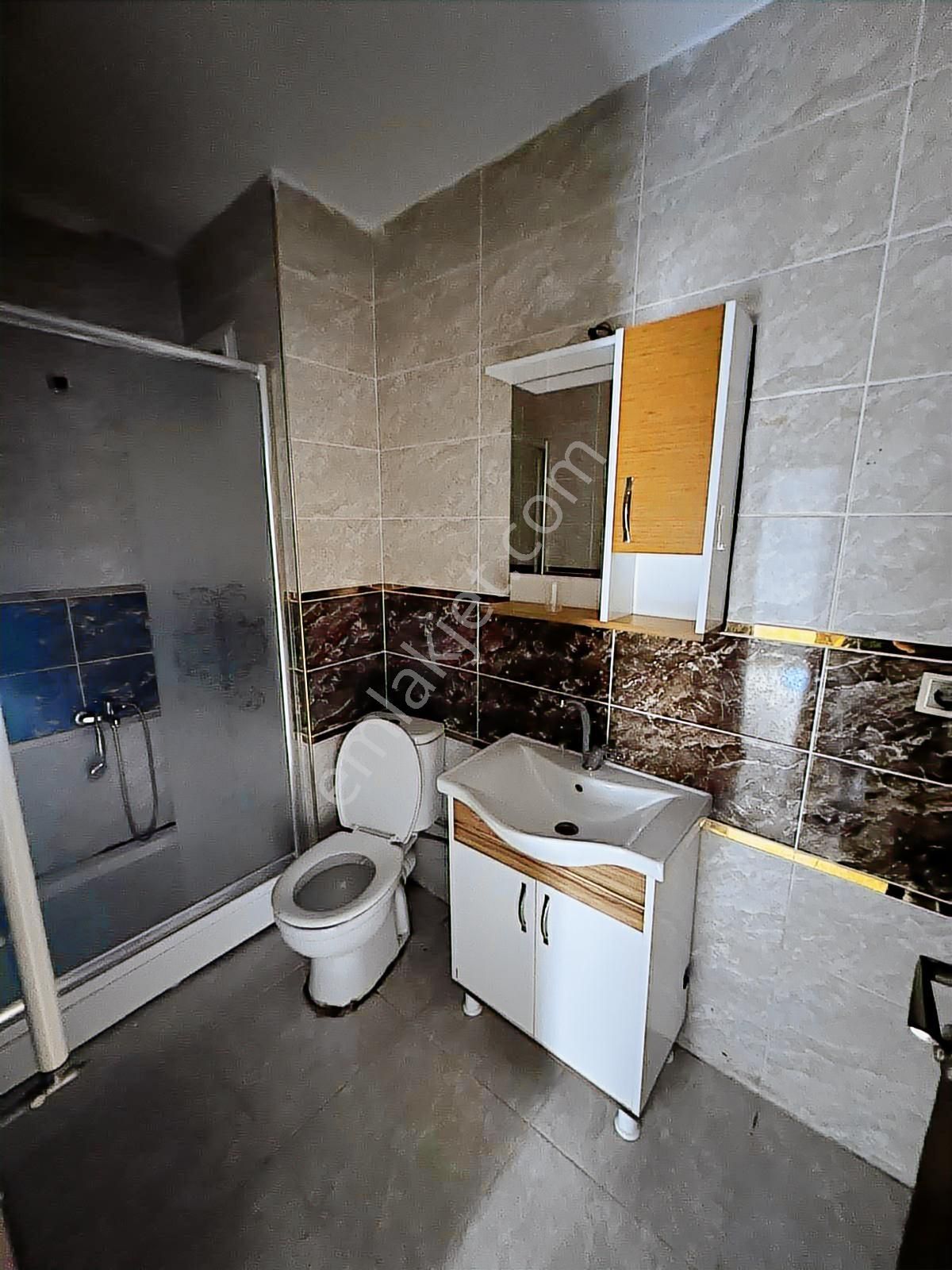 Marmaracık Mahallesinde Merkezi Konumda 2+1 Kiralık Daire - Görsel 8