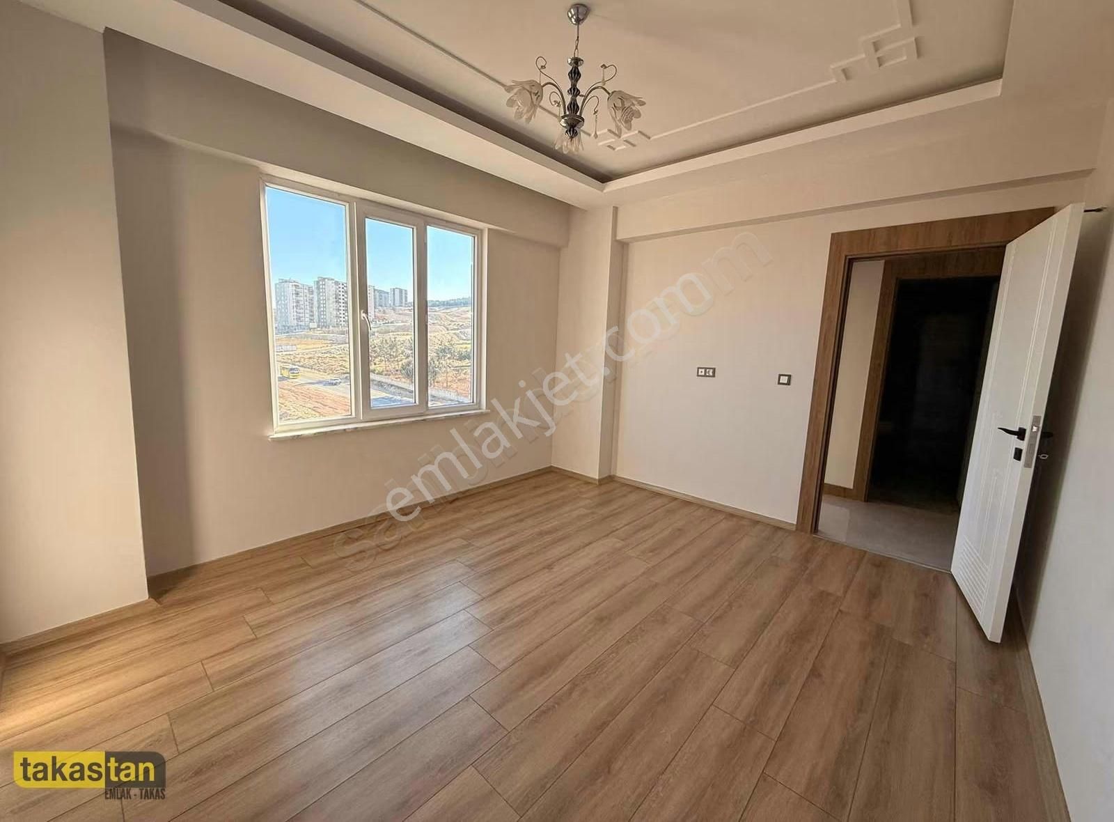 Göktürk Mah De Geniş Satılık 2+1 Daire - Görsel 14