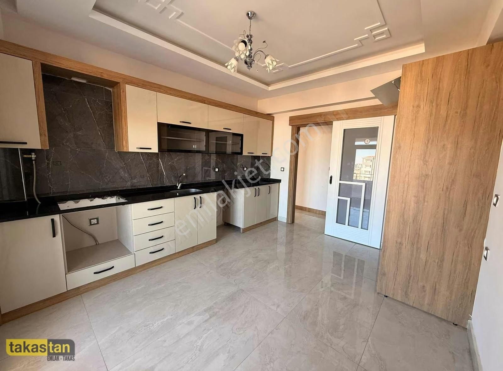 Göktürk Mah De Geniş Satılık 2+1 Daire - Görsel 3