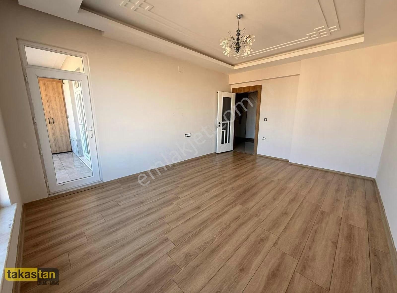 Göktürk Mah De Geniş Satılık 2+1 Daire - Görsel 16