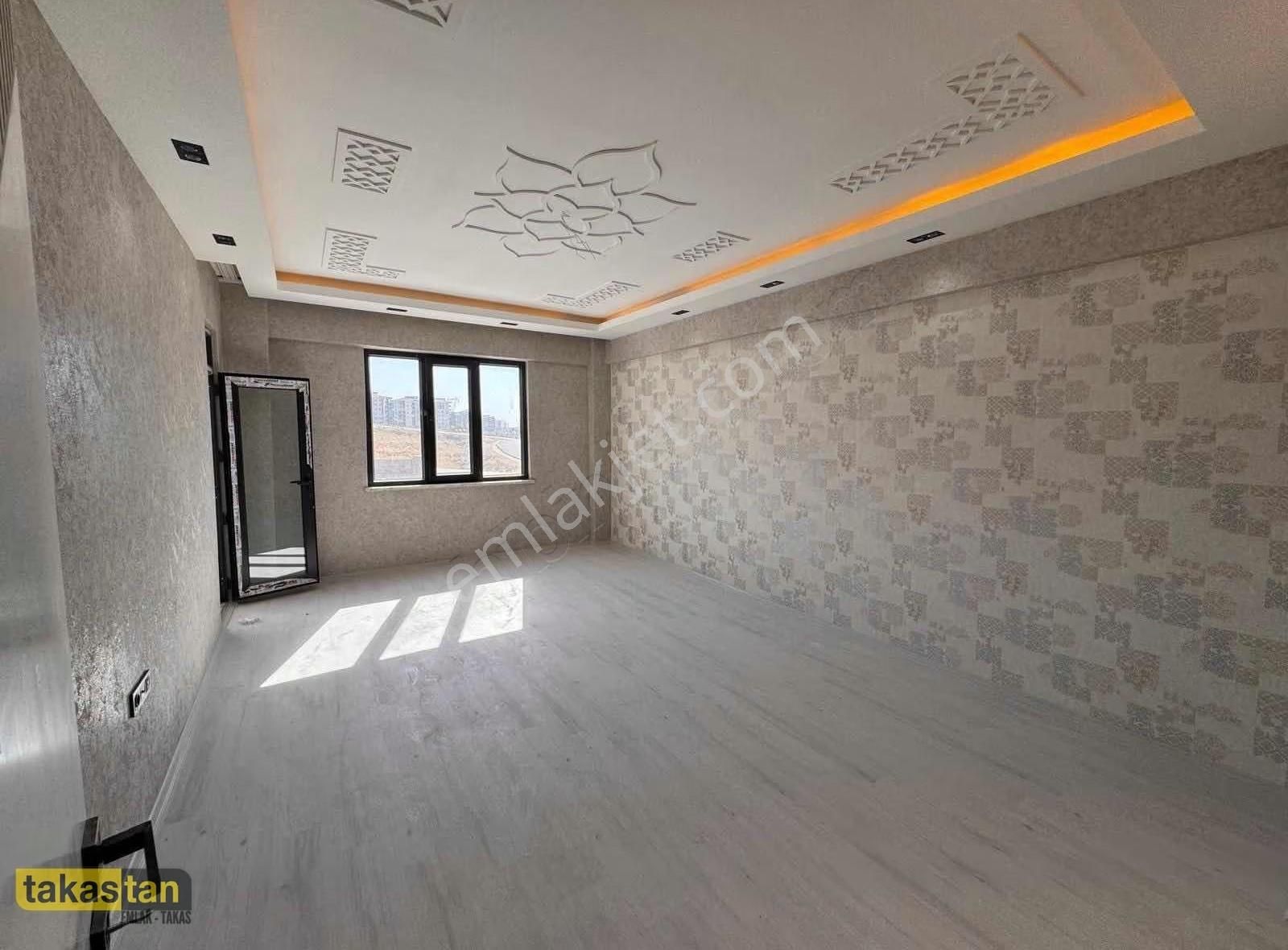 Belkıs Muhteşem Lokasyonlu Geniş Oturumlu Site İçi 3+1 Satılık - Görsel 6