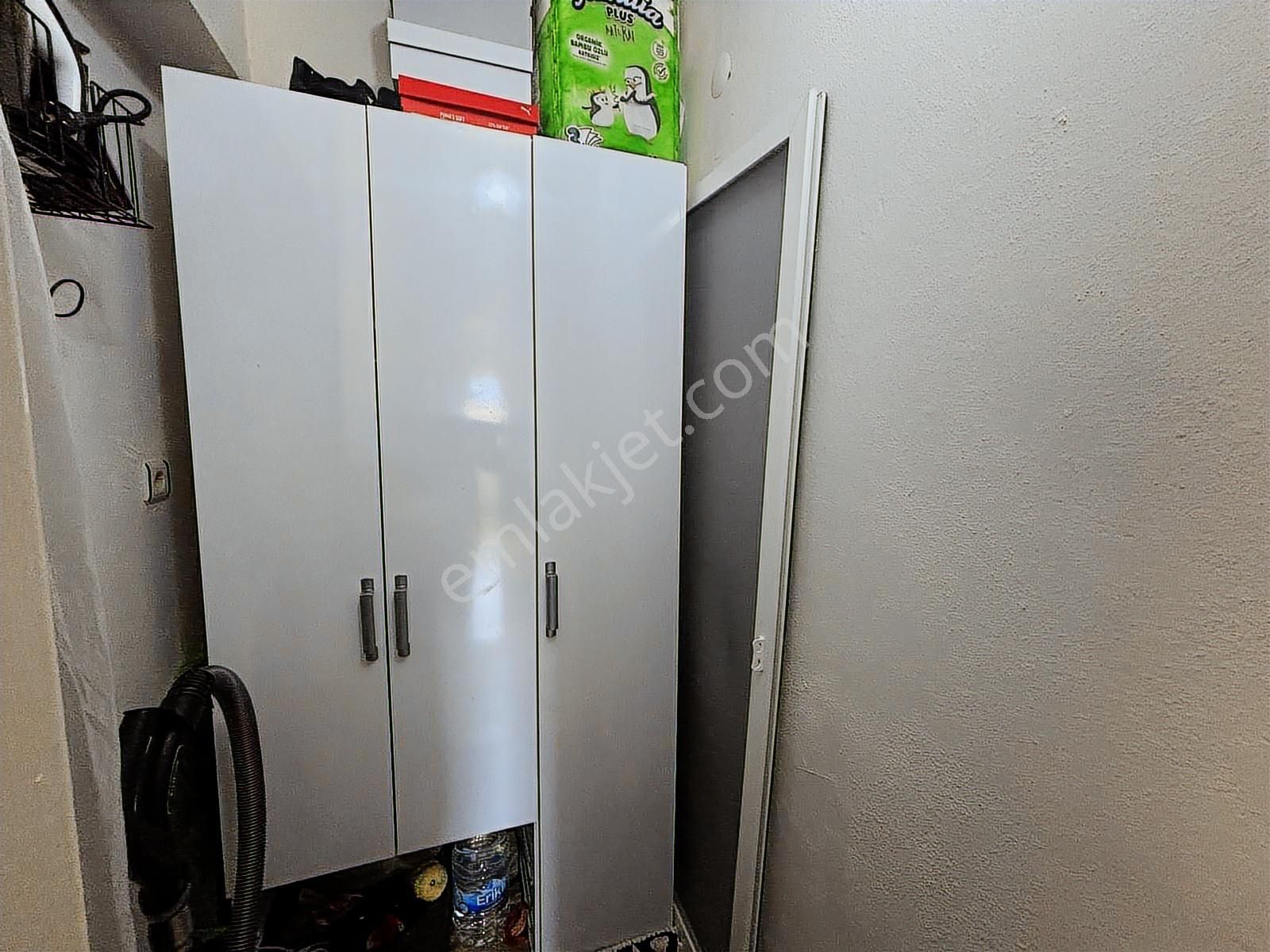 İzmir Bornova Kızılay Mah. Satılık 2+1 Bakımlı Daire - Görsel 12