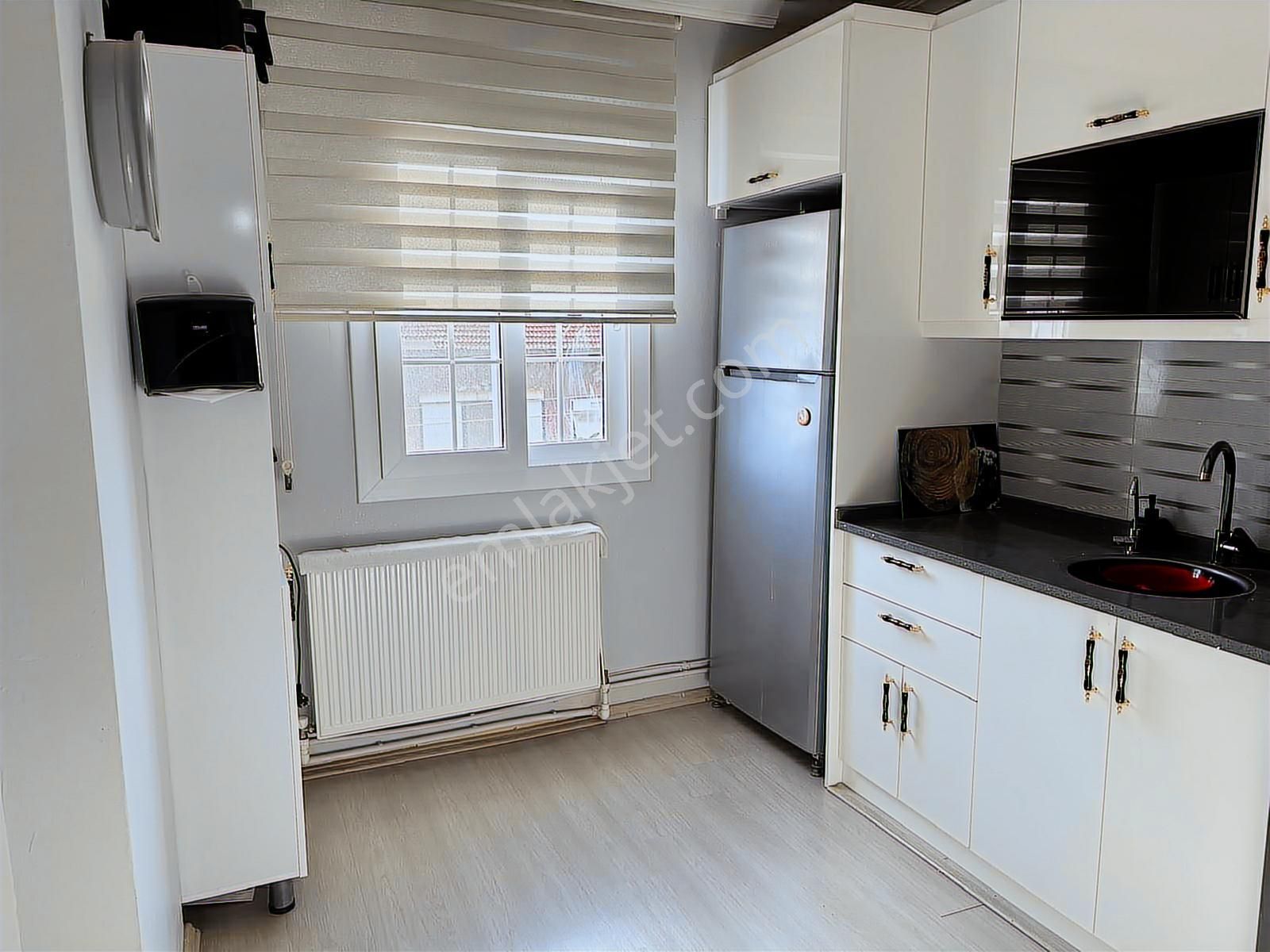 İzmir Bornova Kızılay Mah. Satılık 2+1 Bakımlı Daire - Görsel 32