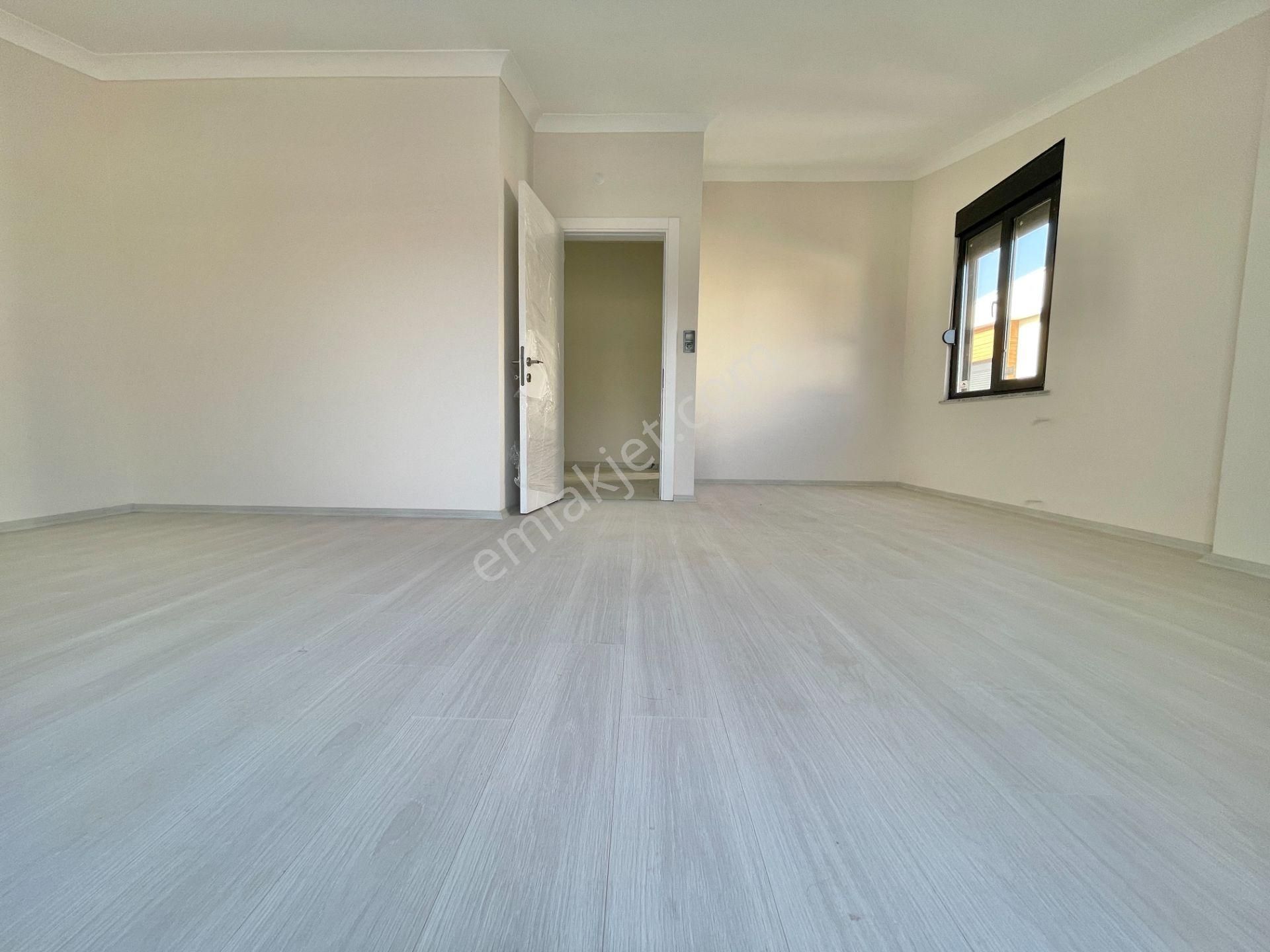 Sadece Berkay Demirel'den Altınkumda Denize 600 Metre Lüks 4+1 Dubleks - Görsel 35