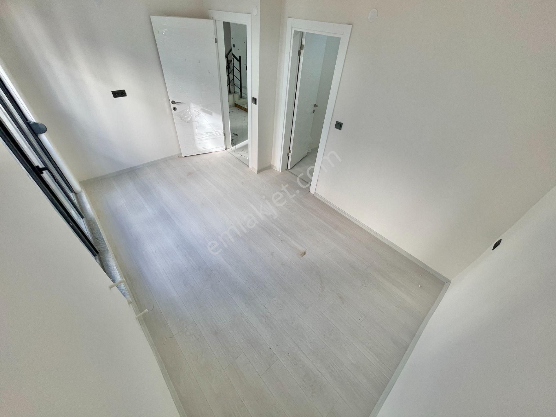 Sadece Berkay Demirel'den Altınkumda Denize 600 Metre Lüks 4+1 Dubleks - Görsel 20