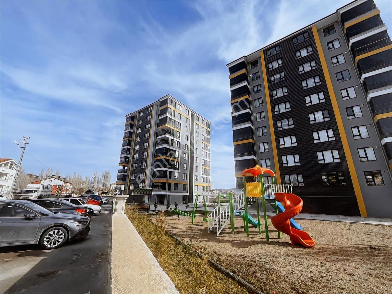 Erol Emlak Tan Yeşil Öz Mah Satılık 80m2 &3+0daire