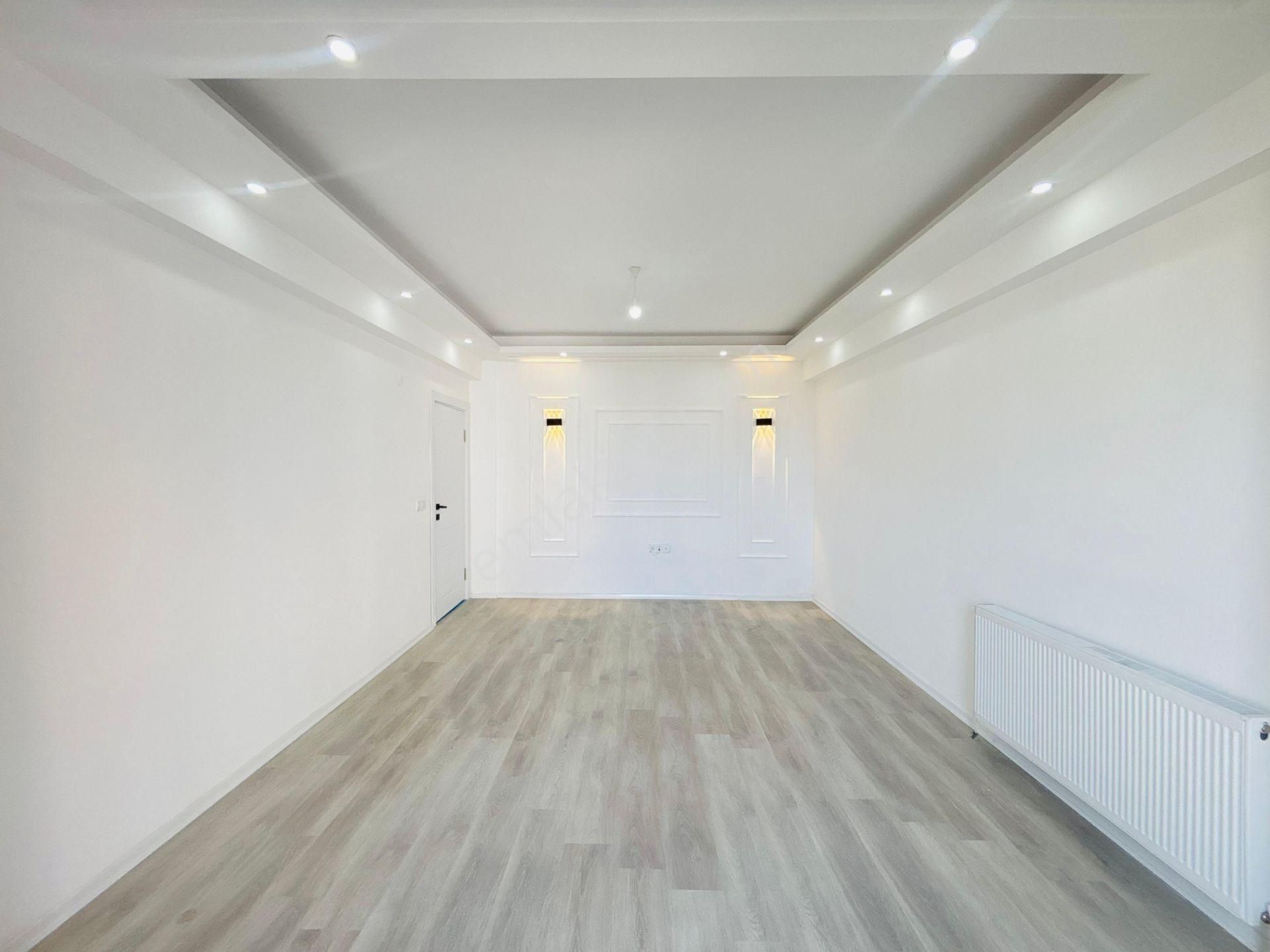 Güven'den Çerkezköy'de Merkezi Konumda Ara Kat Öncephe 2+1 Daire - Görsel 4