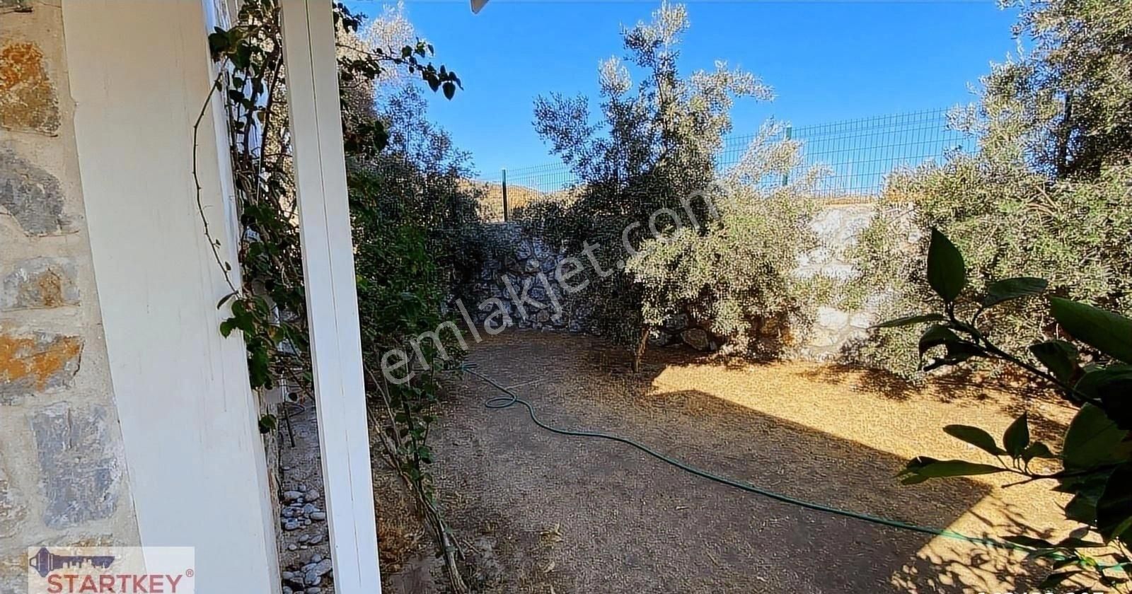 Startkey Pelit Kızlan Mah. Satılık Geniş Bahçeli İkiz Villa - Görsel 4