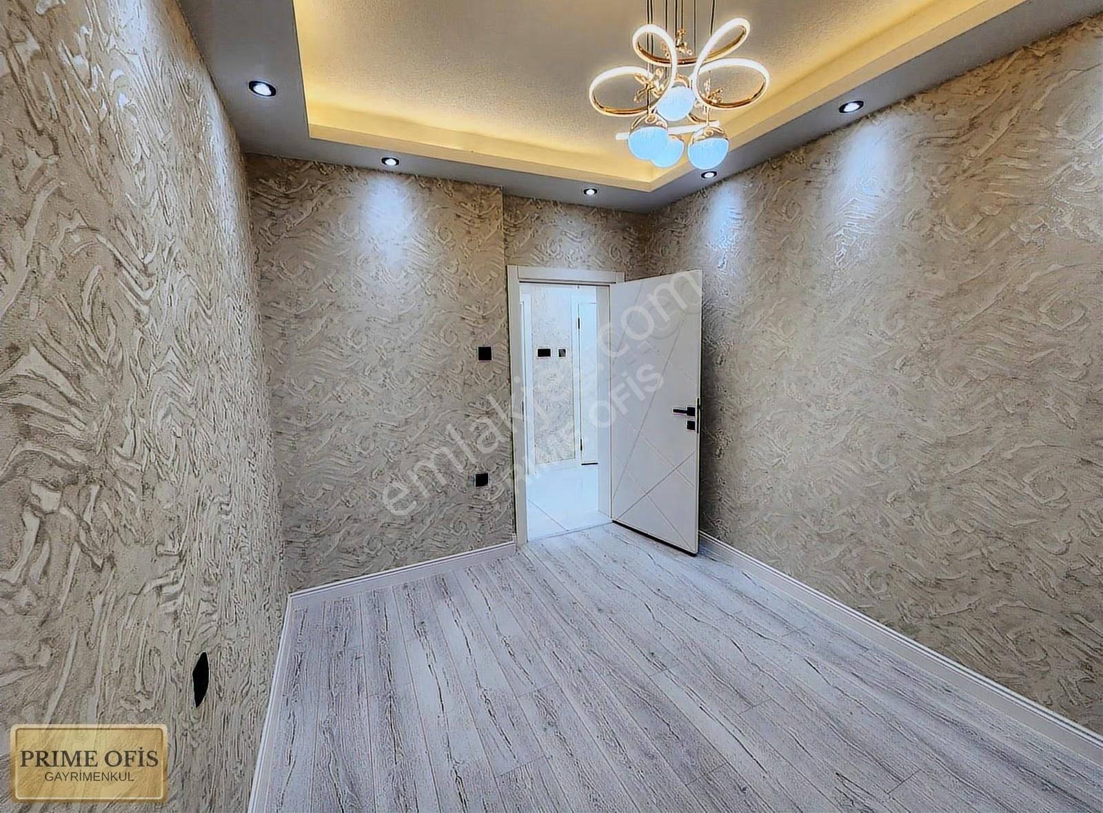 Aşağıeğlence Giresun Caddesi Arkası 3+1 Süper Lüks Yapılı - Görsel 5