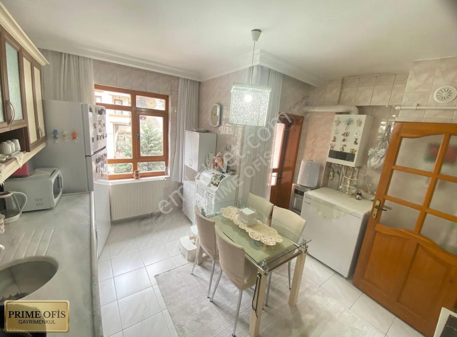 Ayvalıda Yapılı Kapalı Balkonlu Satılık 3+1 Prıme Ofıs'ten - Görsel 3