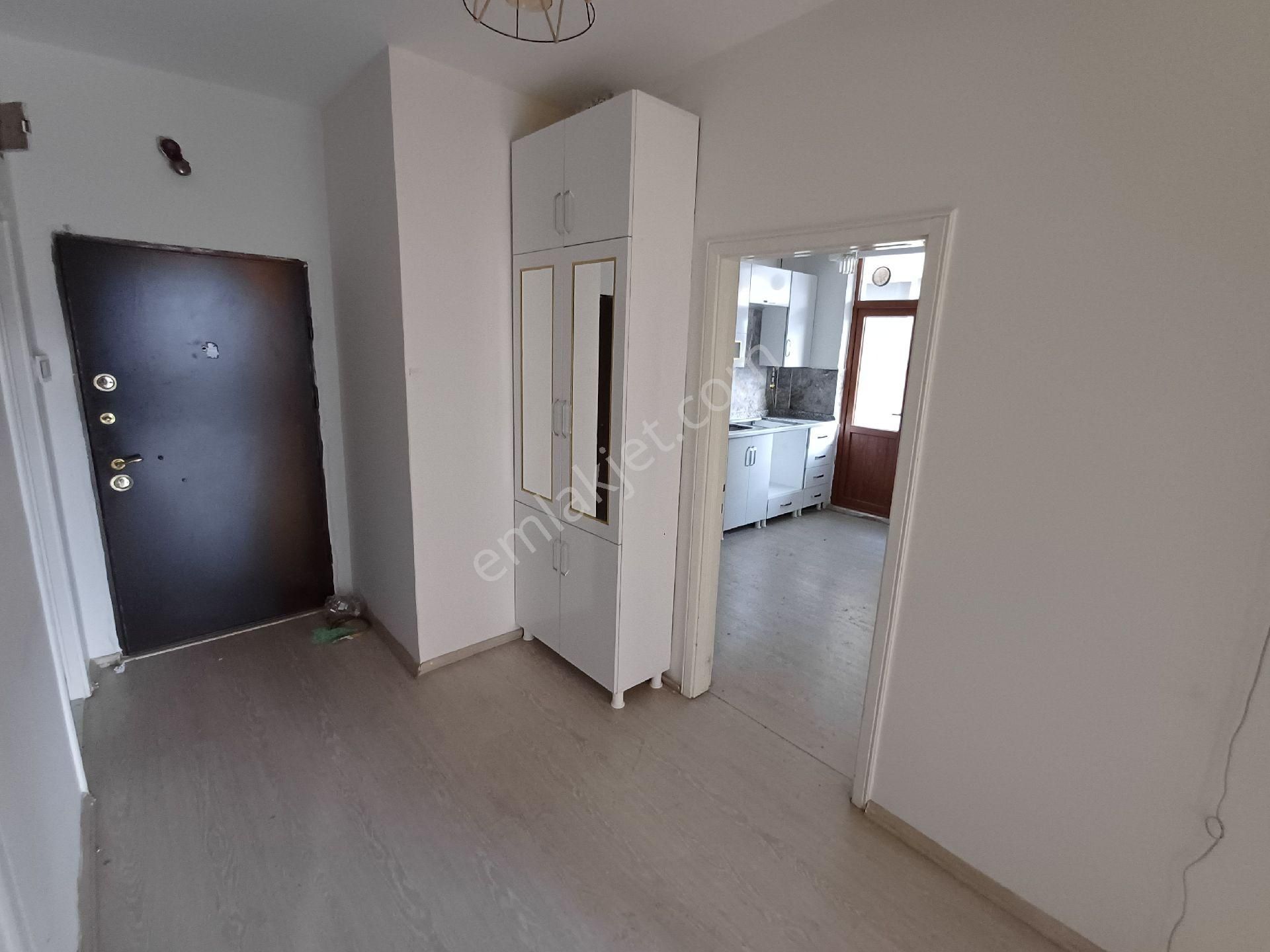 Kiralık 3+1 Ofis Ana Cadde Üzerinde Onur Pasajı Üstü - Görsel 3