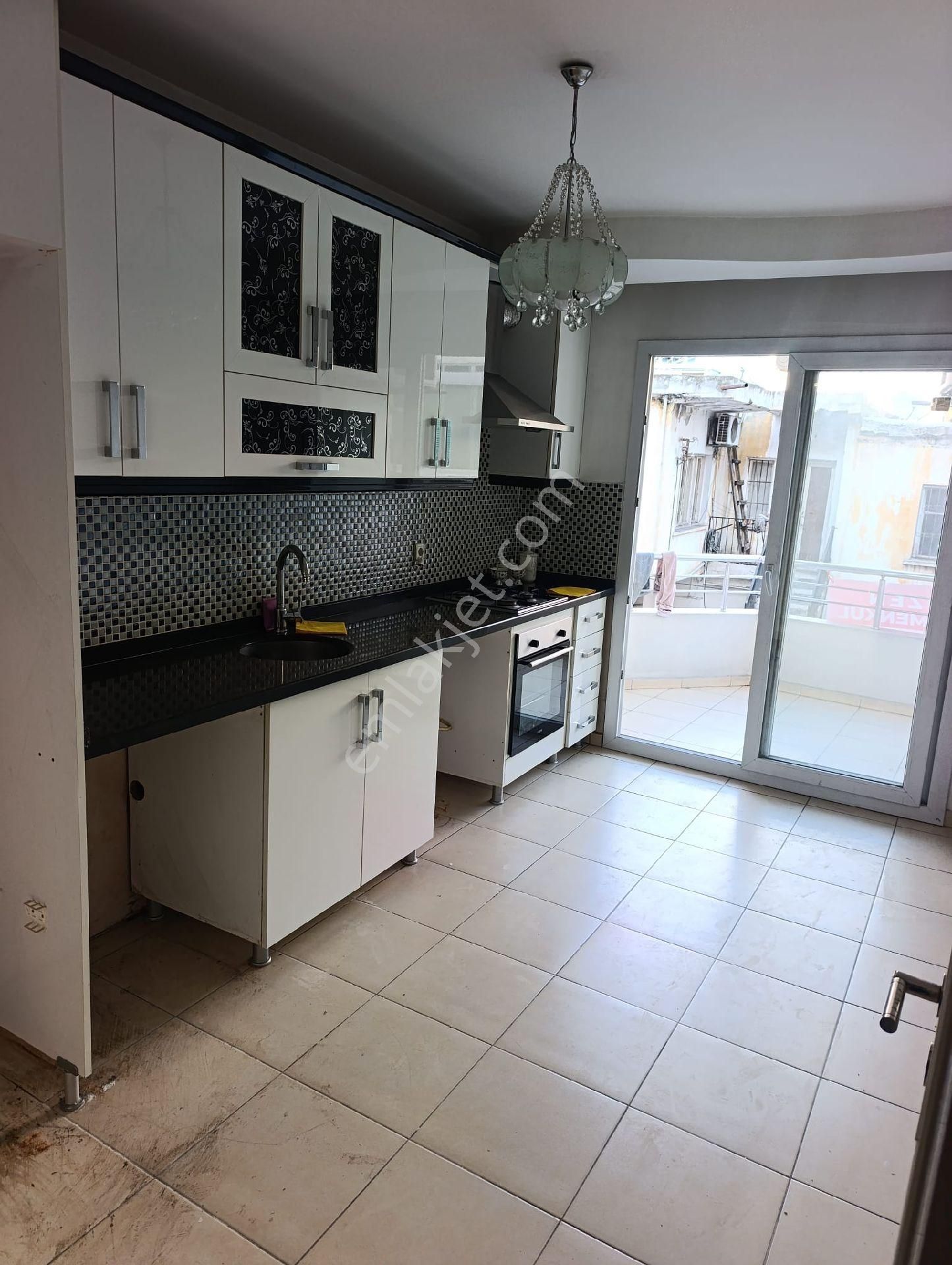 Cengiz Topel Okulu Yakını 2+1 Ful Yapılı Kiralık Daire