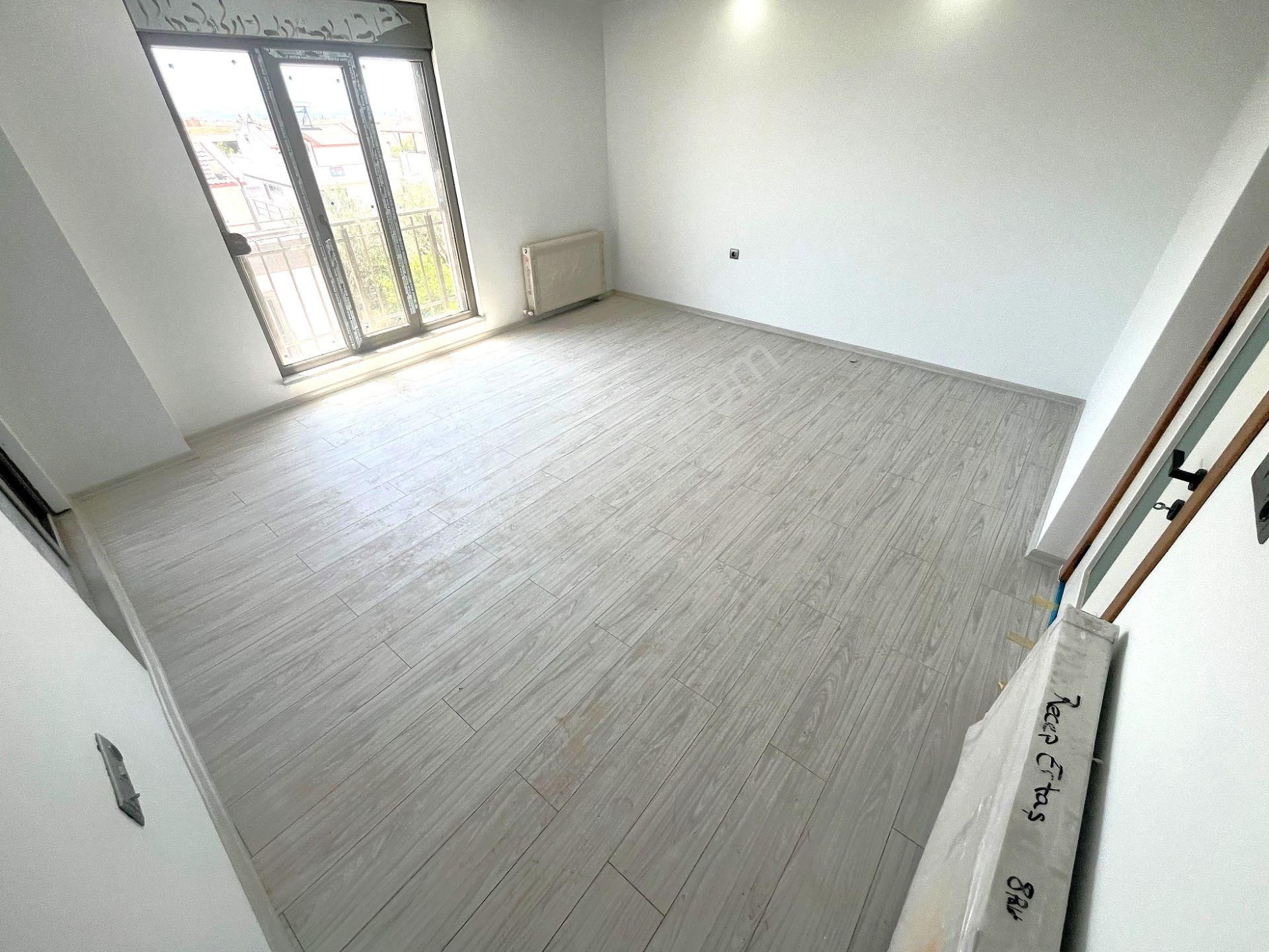 Zeytinli'de Aygülden Doğa İle İç İçe Muhteşem Deniz Manzarasıyla Kaçırılmayacak 2+1 Satılık Daireler - Görsel 13