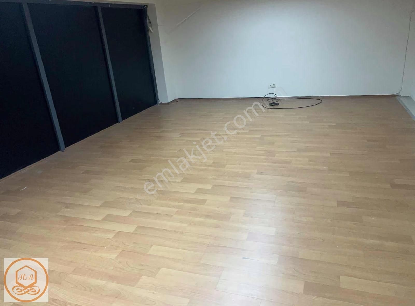 Tekstilkent Ticaret Merkezinde 160 M2 - Görsel 8