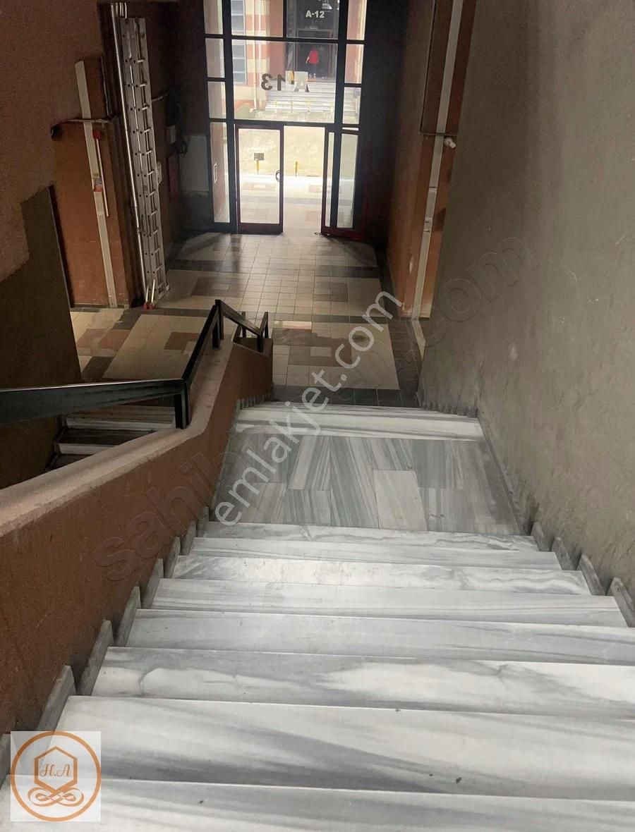 Tekstilkent Ticaret Merkezinde 160 M2 - Görsel 4