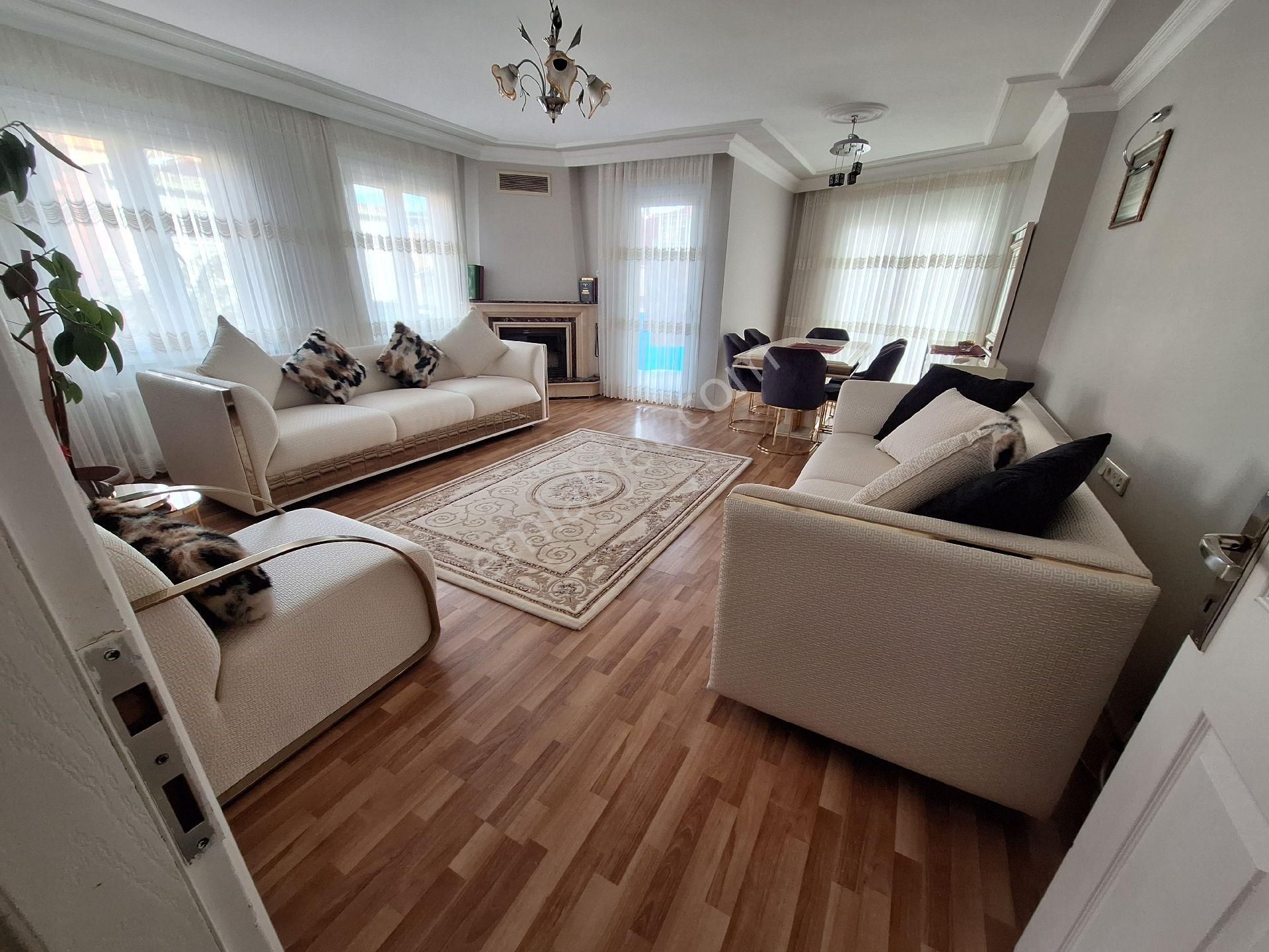 Pendik Çamçeşme Mahallesi'de Satılık 4+1 Dubleks Daire - Görsel 2