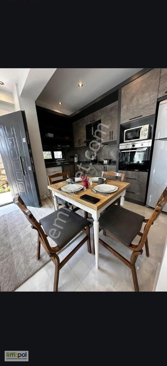 Daire Fiyatına Sıfır Eşyalı Satılık Villa - Görsel 4