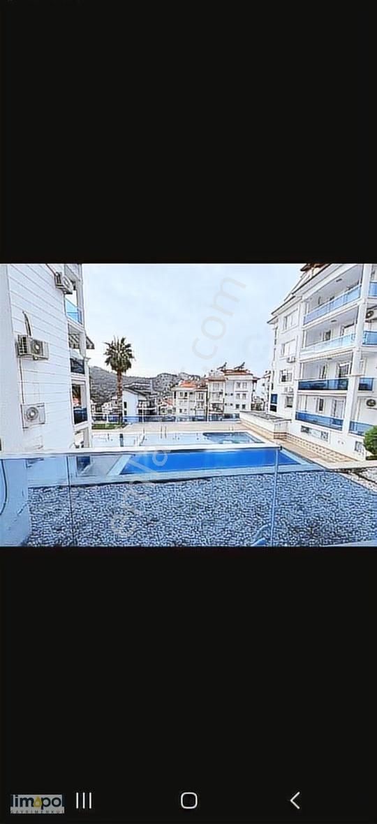 Ultra Lüks Site İçinde Geniş Ferah Satılık Daire