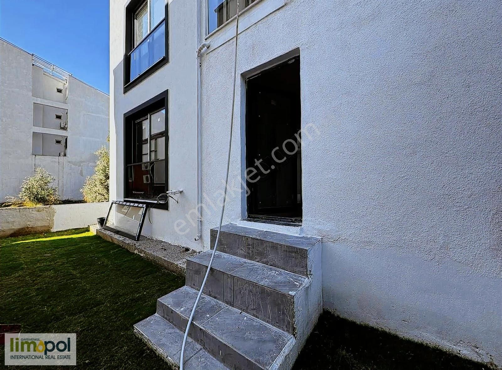 Tuzla'da 2+1 Bahçeli,giriş Kat Yeni Yapı 85 M2 Satılık Daire - Görsel 14