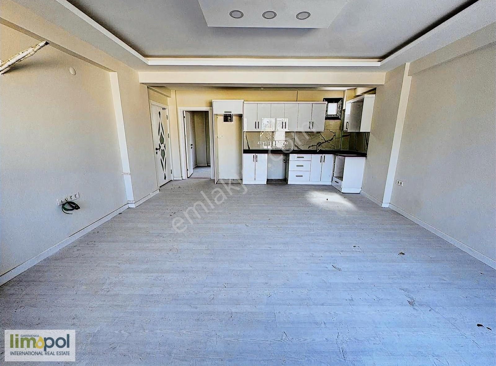 Tuzla'da 2+1 Bahçeli,giriş Kat Yeni Yapı 85 M2 Satılık Daire - Görsel 11