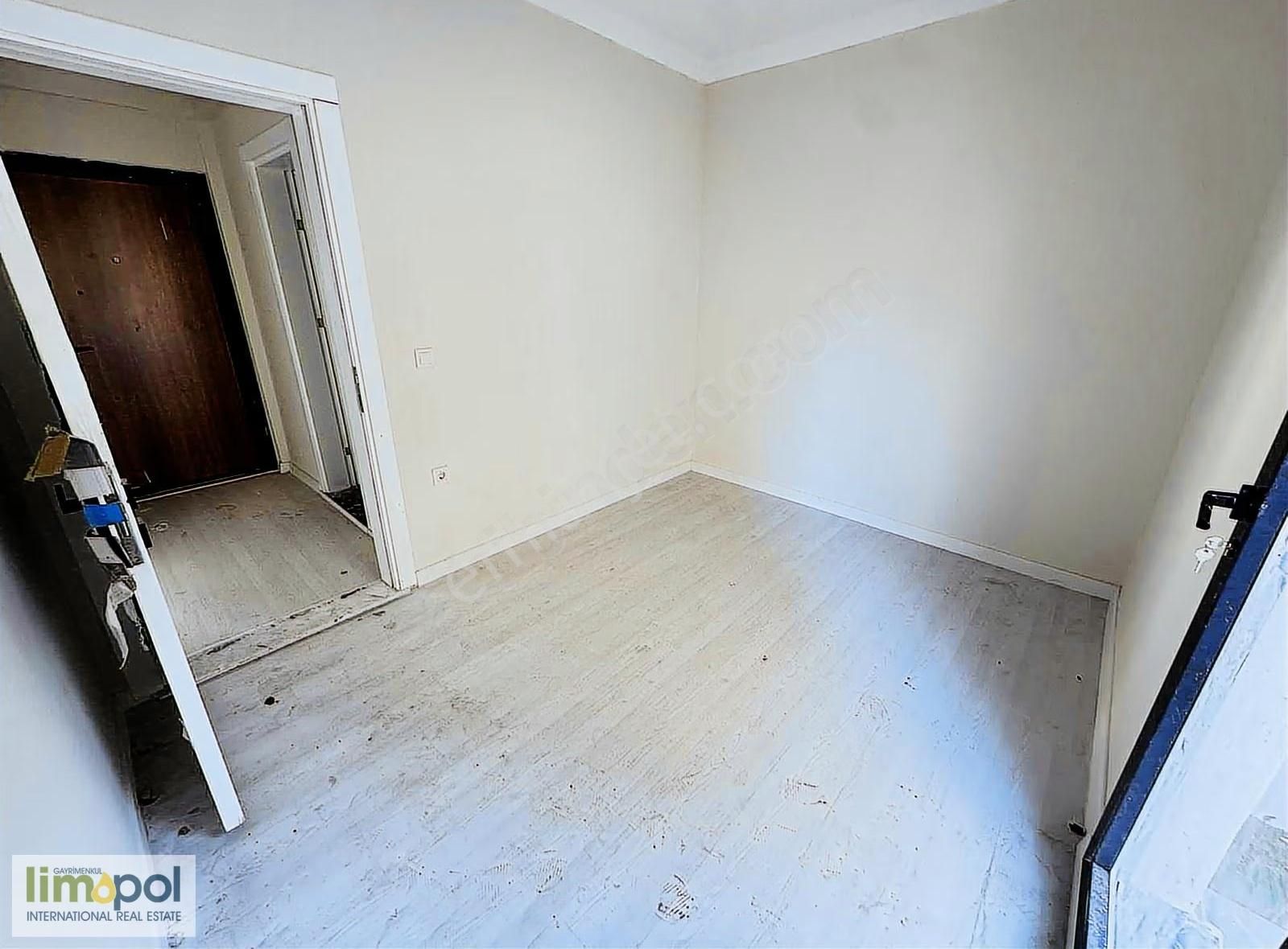 Tuzla'da 2+1 Bahçeli,giriş Kat Yeni Yapı 85 M2 Satılık Daire - Görsel 10