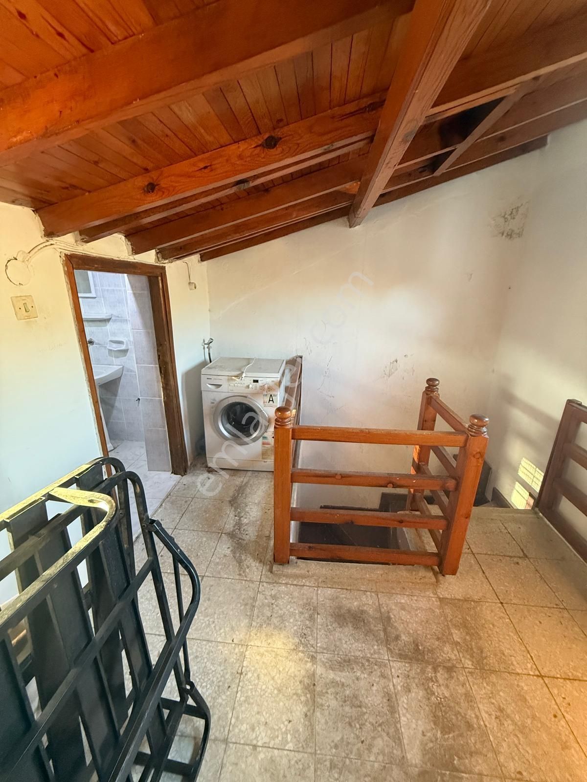 Yenifoça Merkezde Marinaya Yakın Kiralık 3+1 Taş Dubleks Daire - Görsel 24