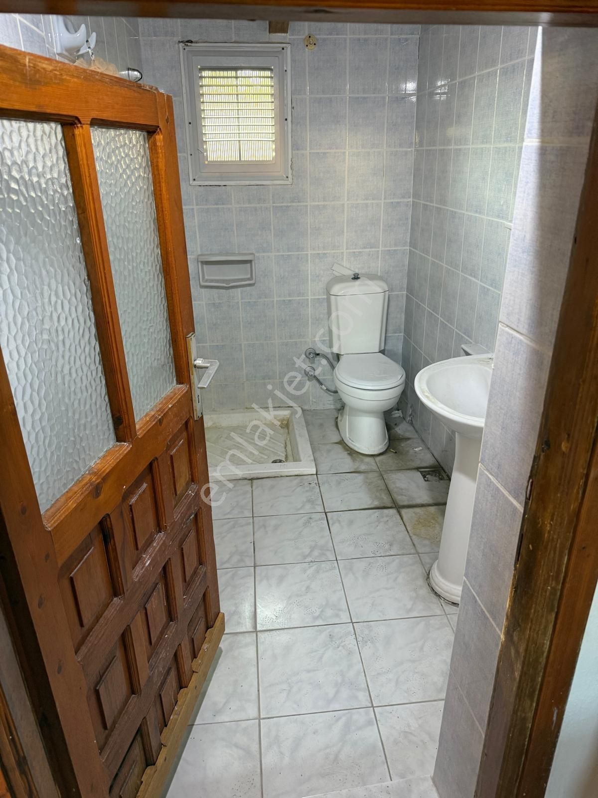 Yenifoça Merkezde Marinaya Yakın Kiralık 3+1 Taş Dubleks Daire - Görsel 19