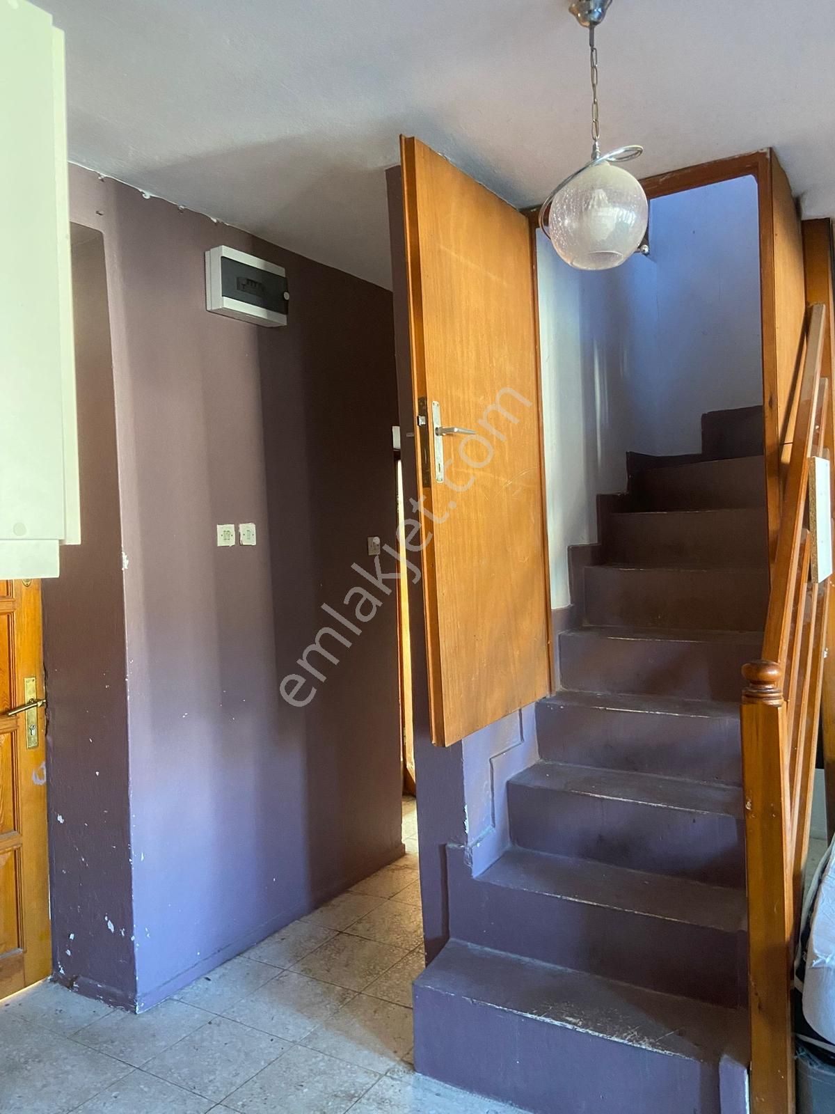 Yenifoça Merkezde Marinaya Yakın Kiralık 3+1 Taş Dubleks Daire - Görsel 16