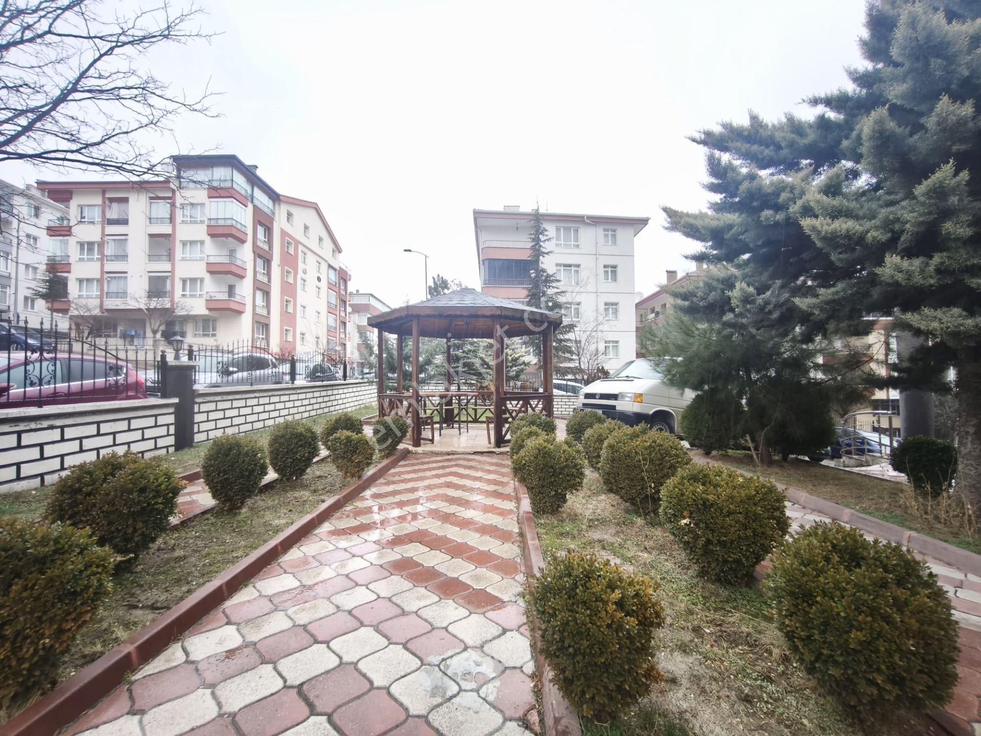 Taşcılar'dan 3+1 Site Dairesi Çift Asansörlü Merkezi Lokasyon Okullar Bölgesi - Görsel 3