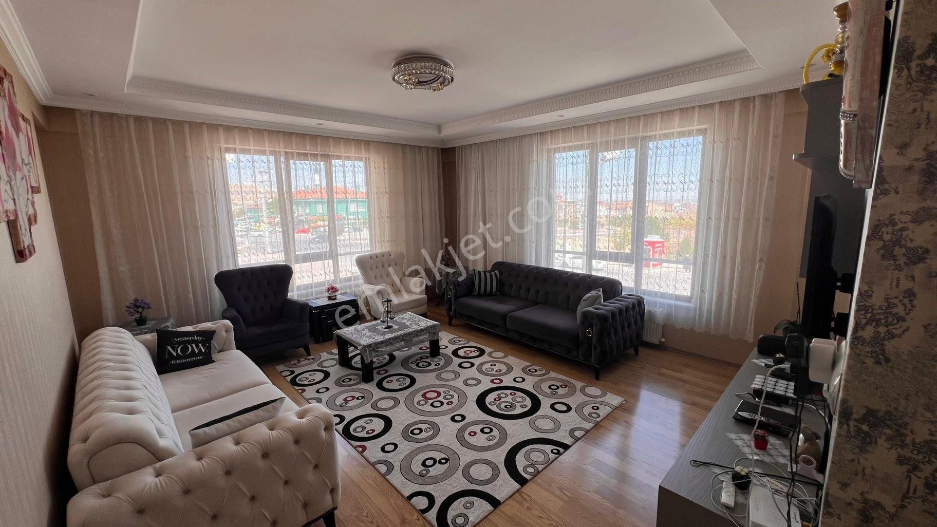 Kelebekler Vadisi Yakınında Geniş Daire Satışta! - Görsel 8