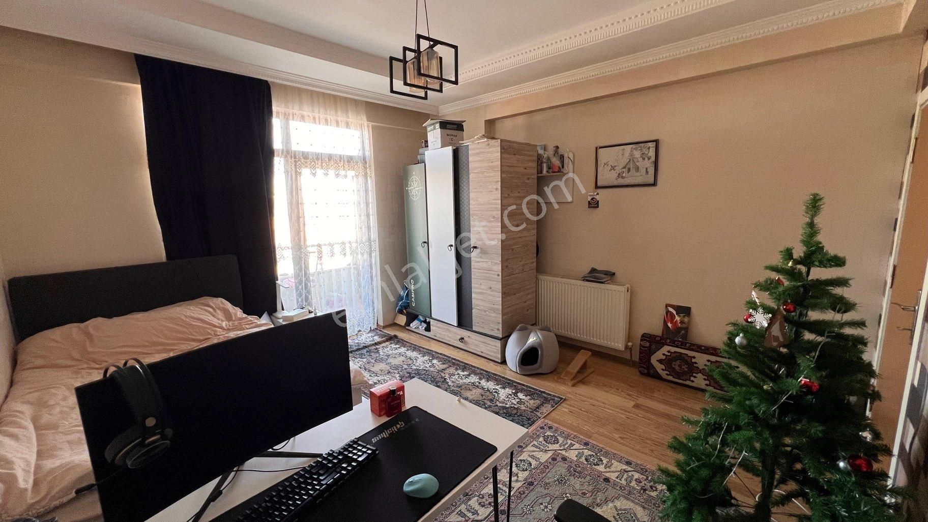 Kelebekler Vadisi Yakınında Geniş Daire Satışta! - Görsel 11