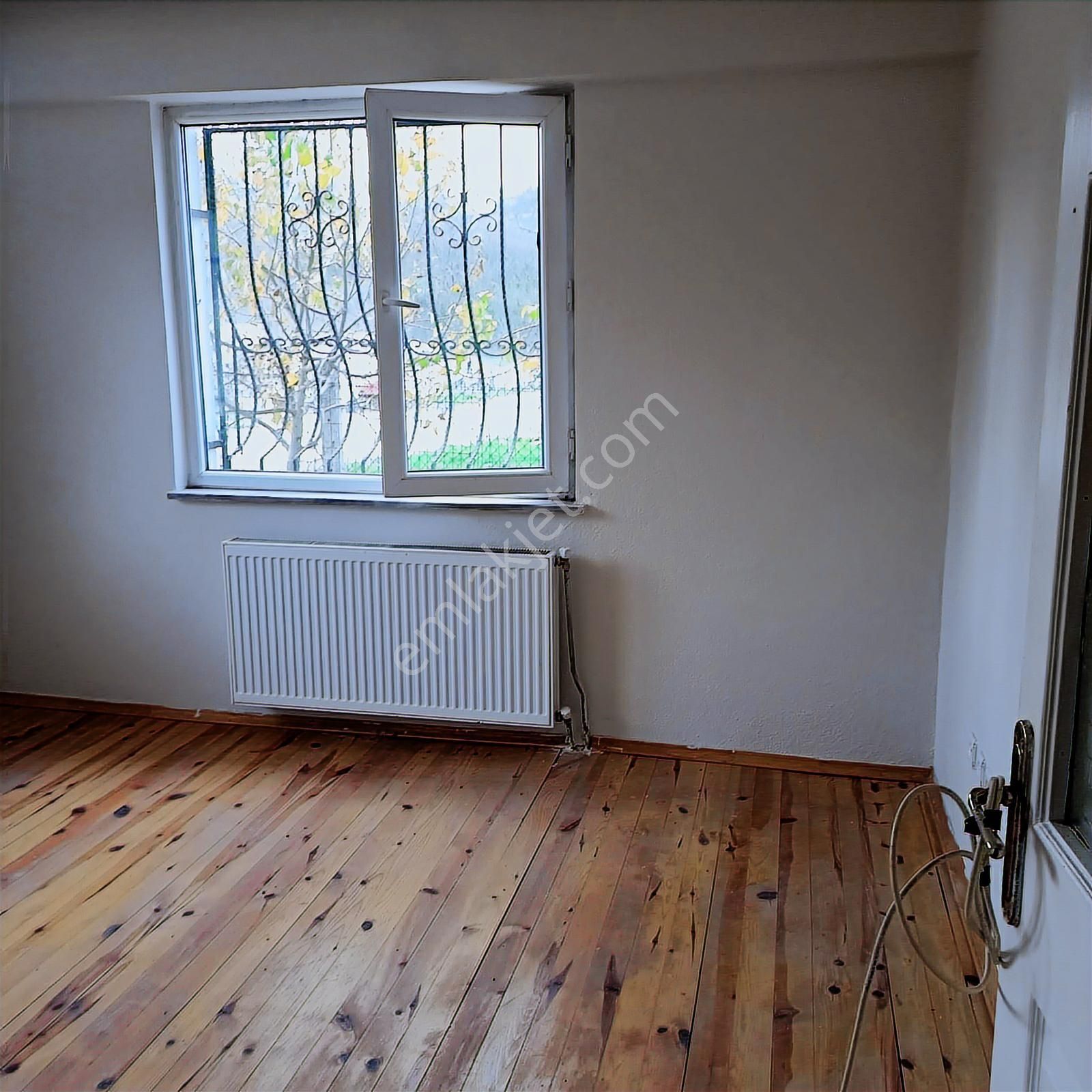 Tekirdağ Çerkezköy Kızılpınar Kiralık Daire 2+1 Giriş Kat