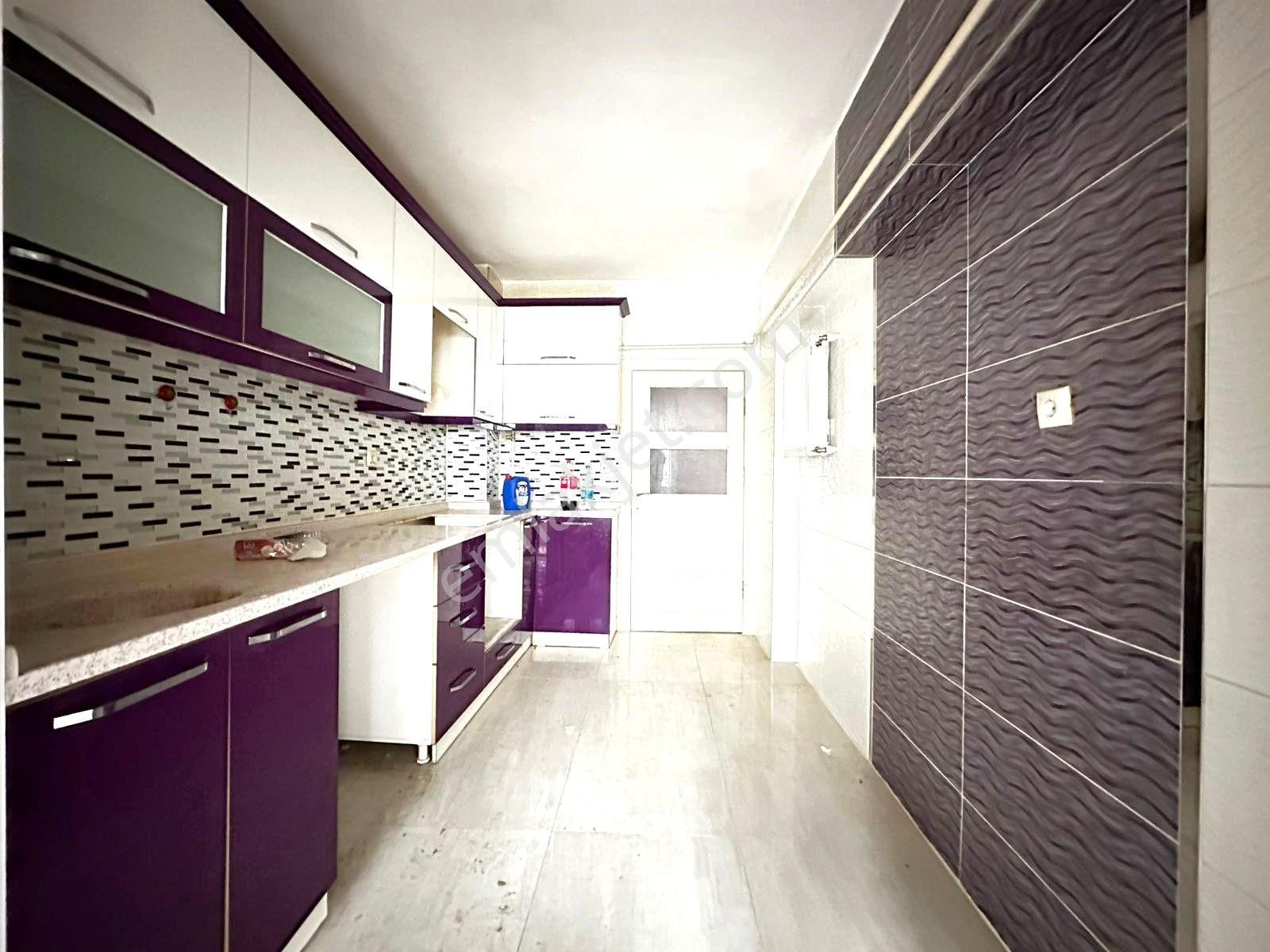 Taşcılar'dan Cumartesi Pazarı Yakını Yüksek Giriş 3+1 Daire