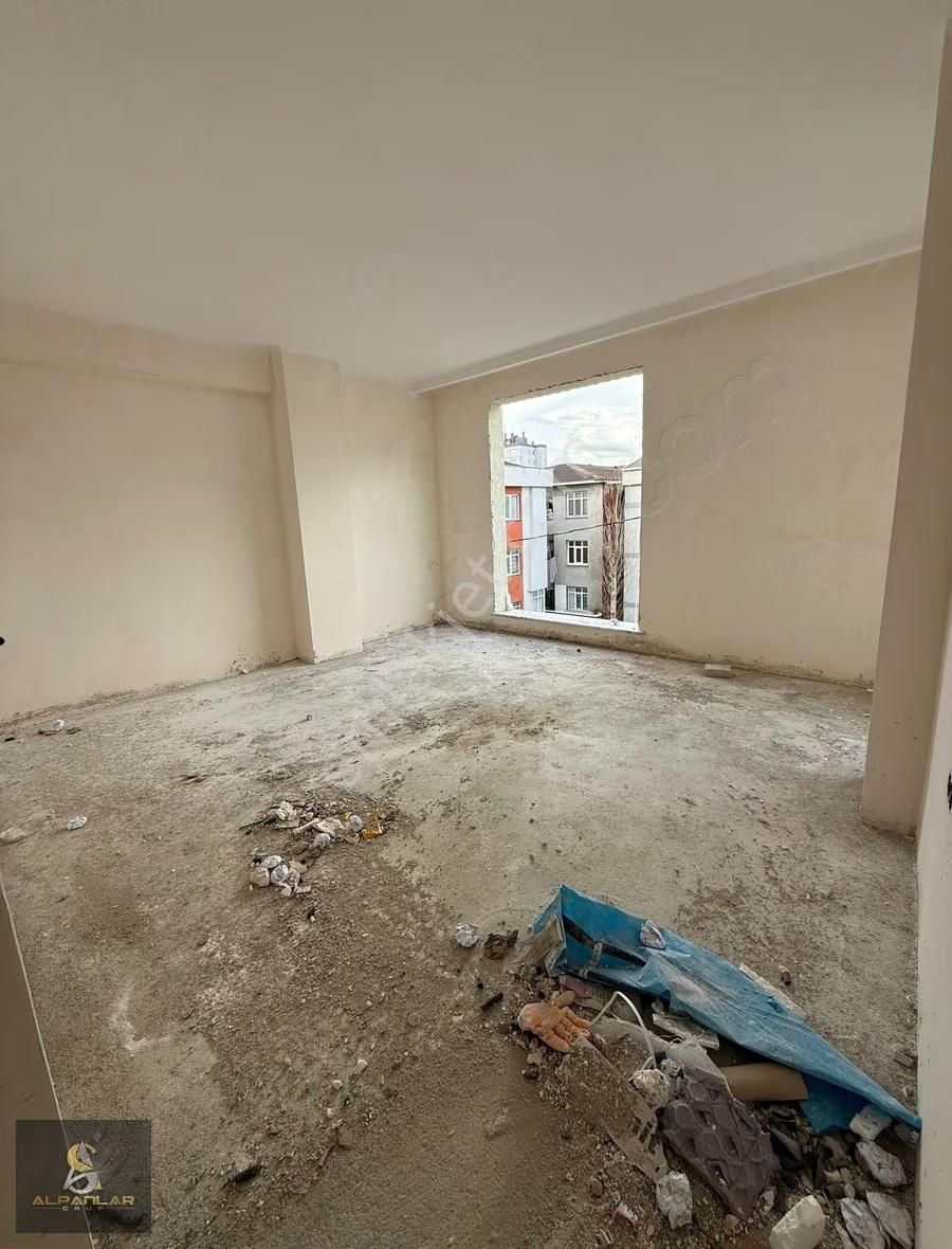 İstasyon Mah. 2+1 Satılık 85m2 Kat 2 Tek Daire Üzeri Sıfır Daire