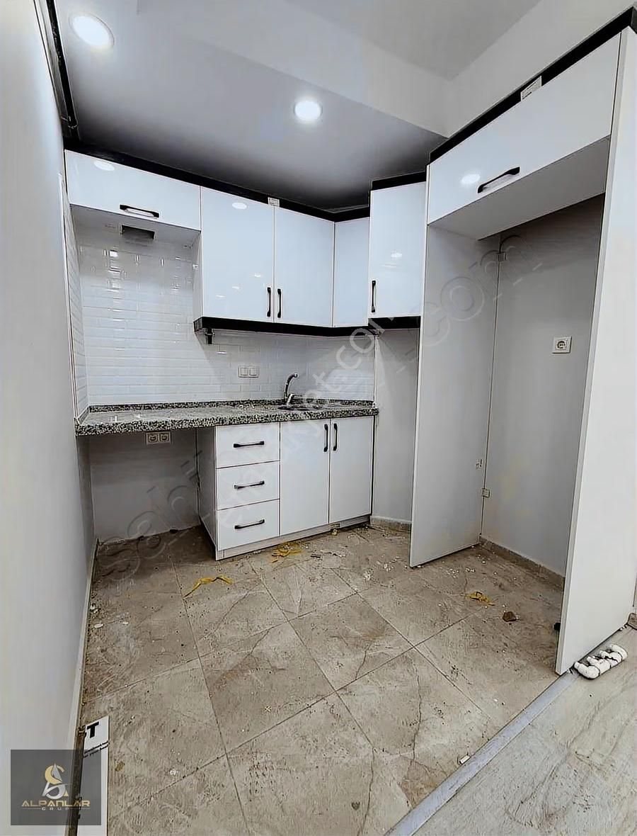 İstasyon Mah. 1+1 Satılık 65m2 Sıfır 1.kat Daire - Görsel 12