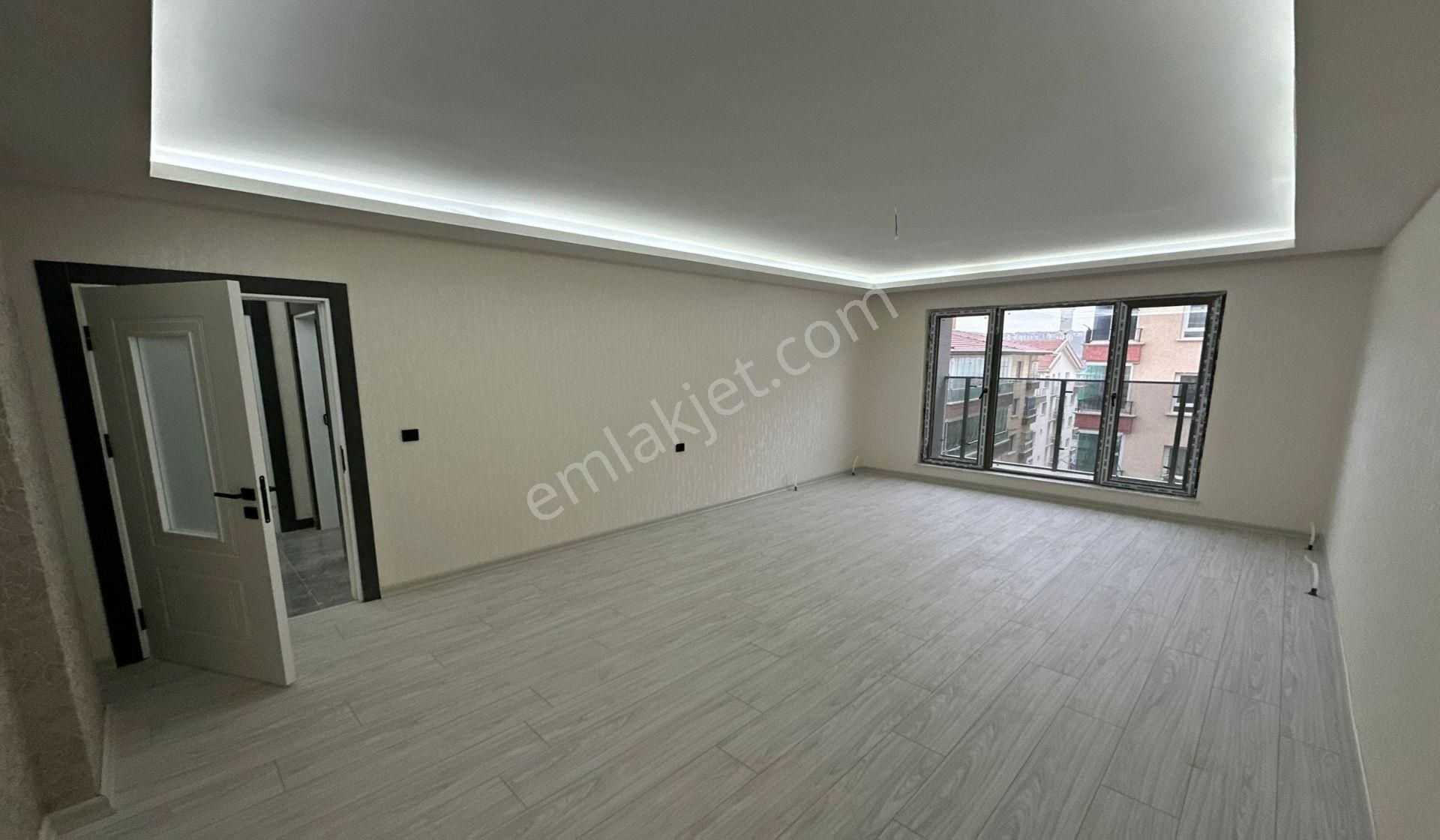 Kanunide Sıfır Binada Site Konseptinde Ara Katta 3+1 Geniş - Görsel 16