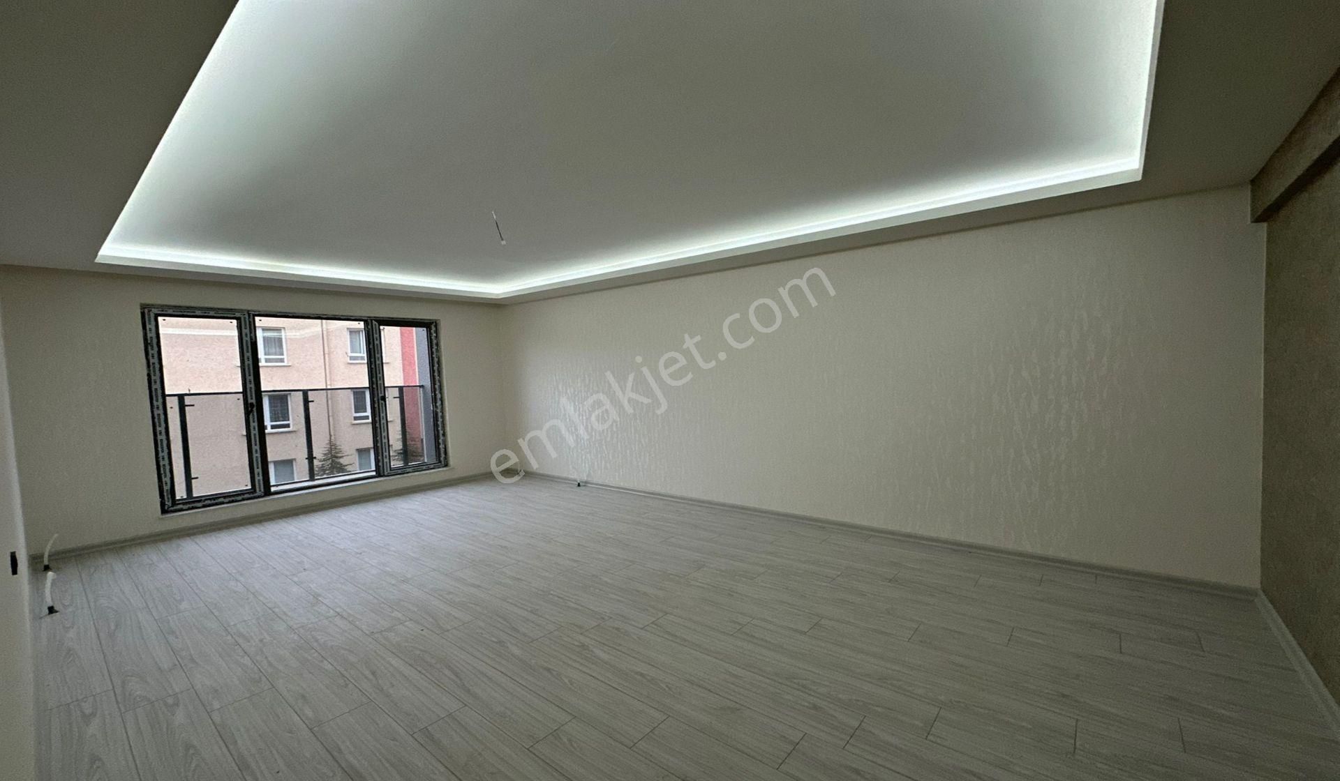 Kanunide Sıfır Binada Site Konseptinde Ara Katta 3+1 Geniş - Görsel 21