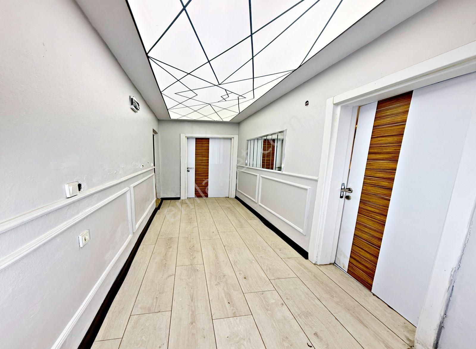 Yeşilkent Mahallesinde Caddeye 4 Dk 2+1 Bahçe Kullanımlı Fırsat Daire!! - Görsel 15