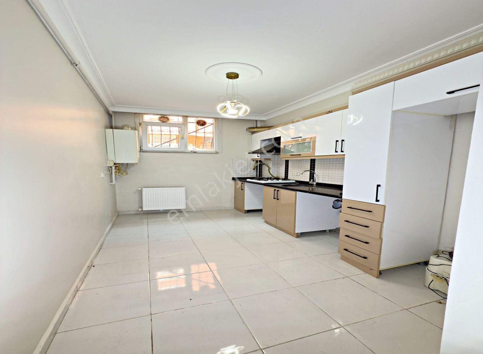 Mehterçeşme Mahallesi Metrobüse Yürüme Mesafesinde Bahçeli 2+1 Daire!! - Görsel 4