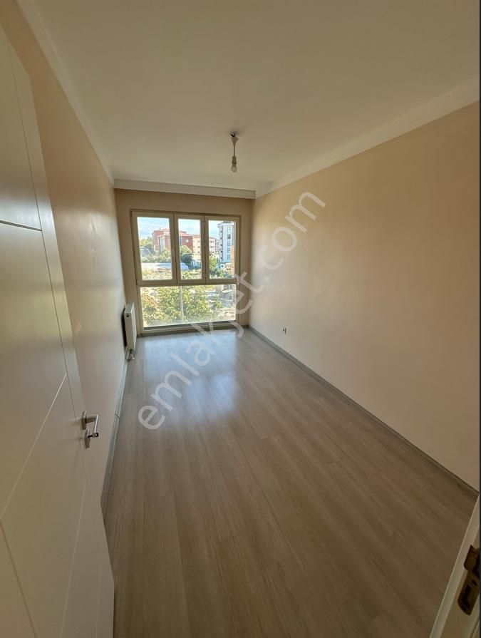 3+1 Ebeveyn Banyolu Geniş Kullanışlı Site İçerisinde Daire - Görsel 6