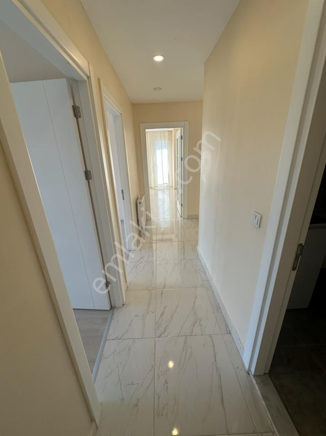 3+1 Ebeveyn Banyolu Geniş Kullanışlı Site İçerisinde Daire - Görsel 7